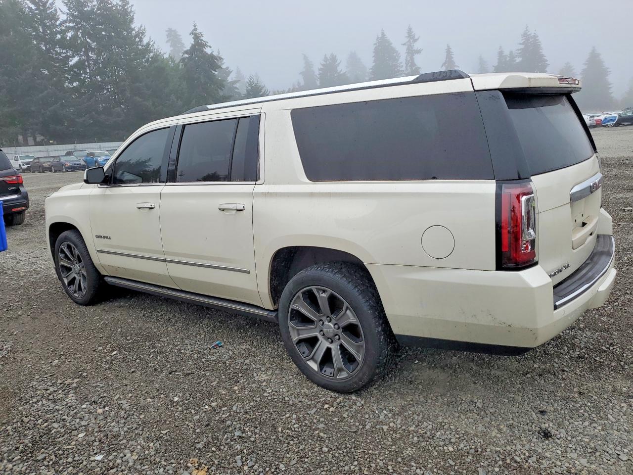 2015 Gmc Yukon Xl Denali Белый vin: 1GKS2JKJXFR170177