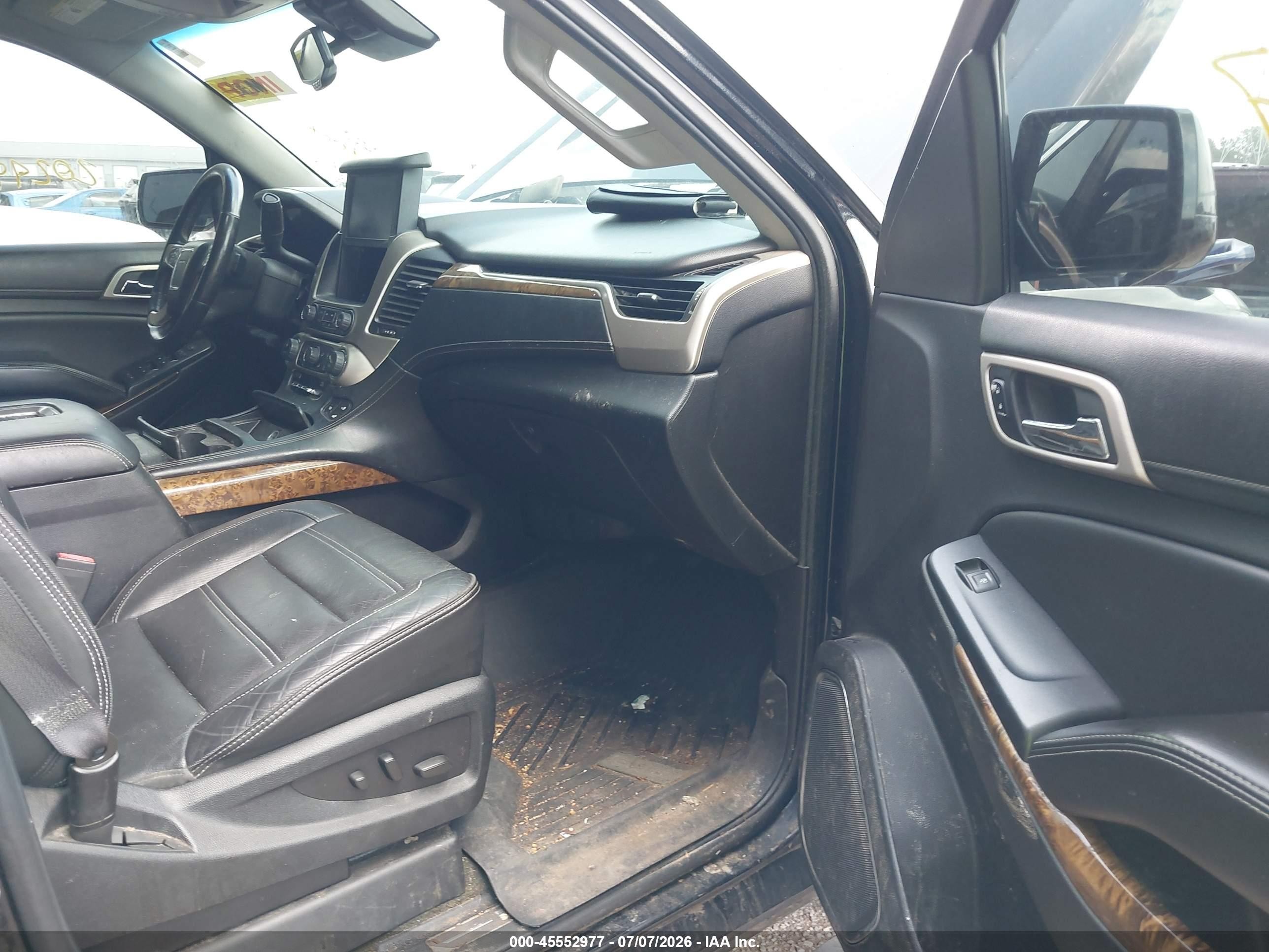 2015 Gmc Yukon Xl 1500 Denali Black vin: 1GKS2JKJXFR541774