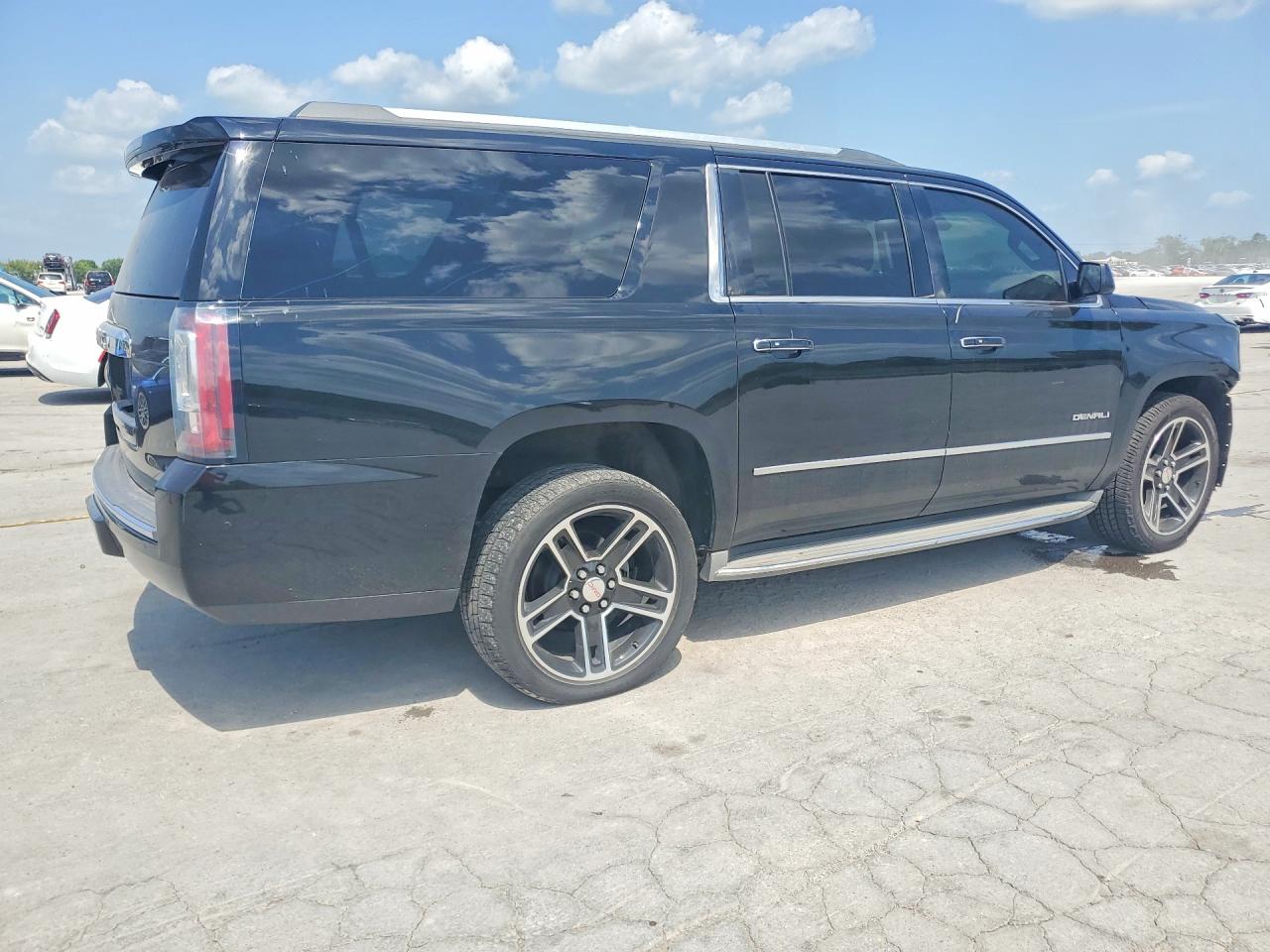 2015 Gmc Yukon Xl Denali Black vin: 1GKS2JKJXFR577187