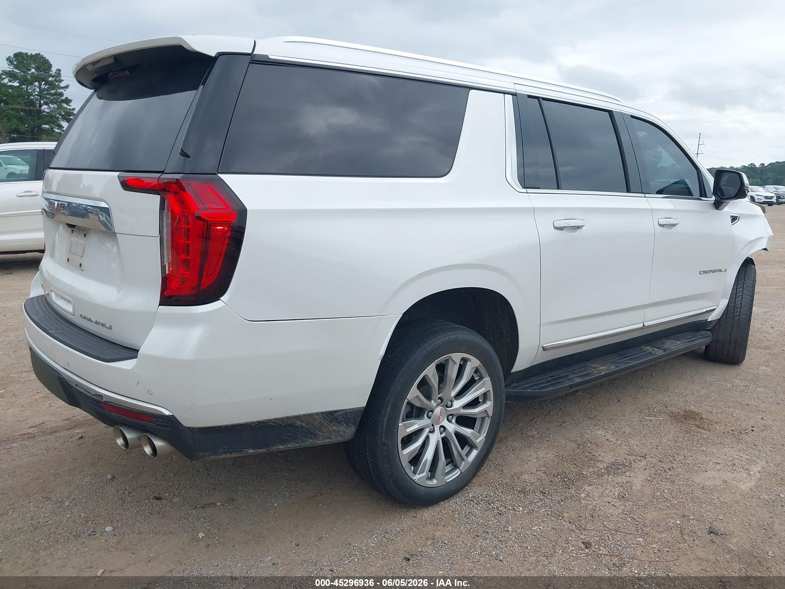 2023 Gmc Yukon Xl 4wd Denali White vin: 1GKS2JKL7PR265752