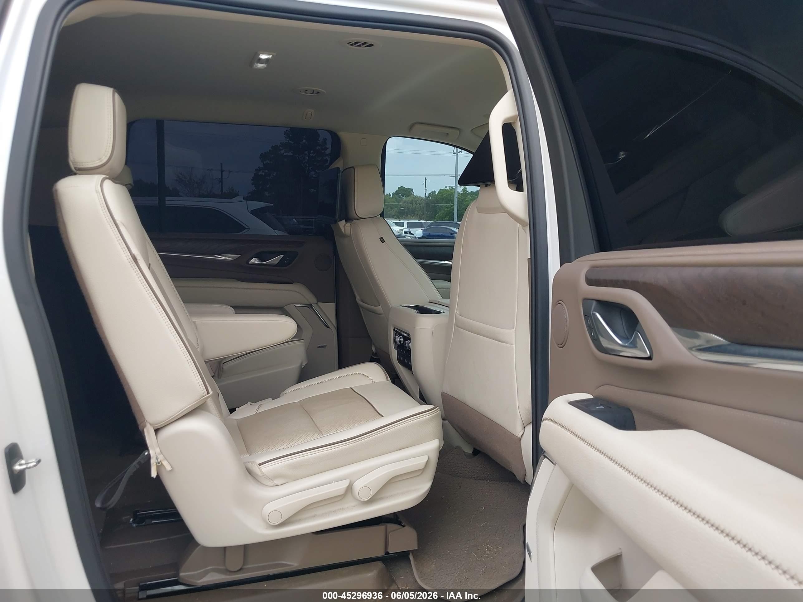2023 Gmc Yukon Xl 4wd Denali White vin: 1GKS2JKL7PR265752