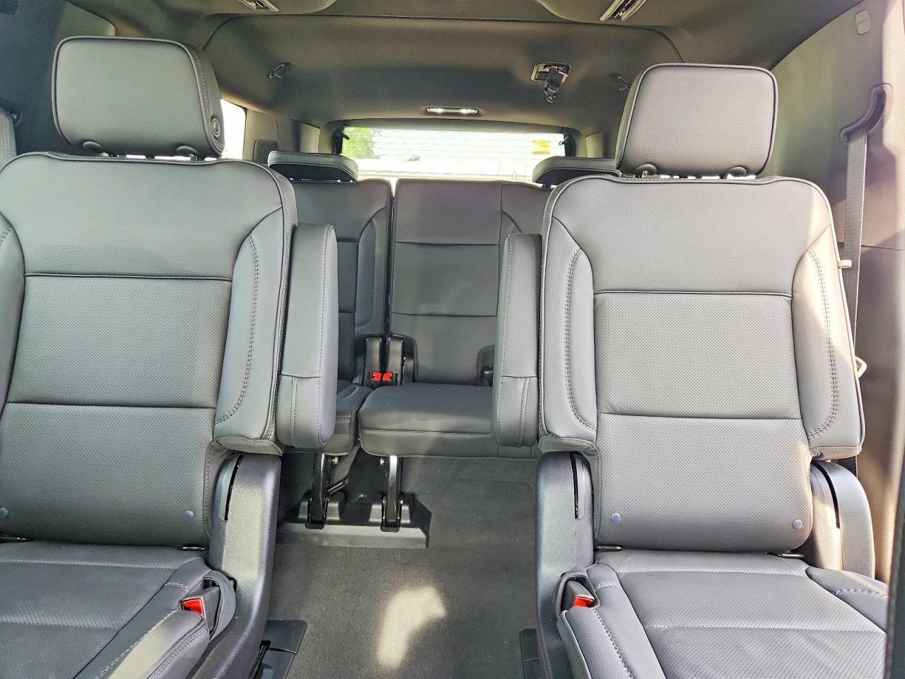 2026 Gmc Yukon Xl Denali White vin: 1GKS2JKL8TR127339