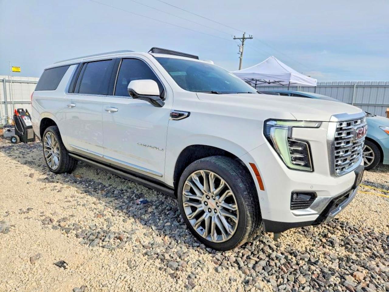 2026 Gmc Yukon Xl Denali White vin: 1GKS2JKL8TR127339