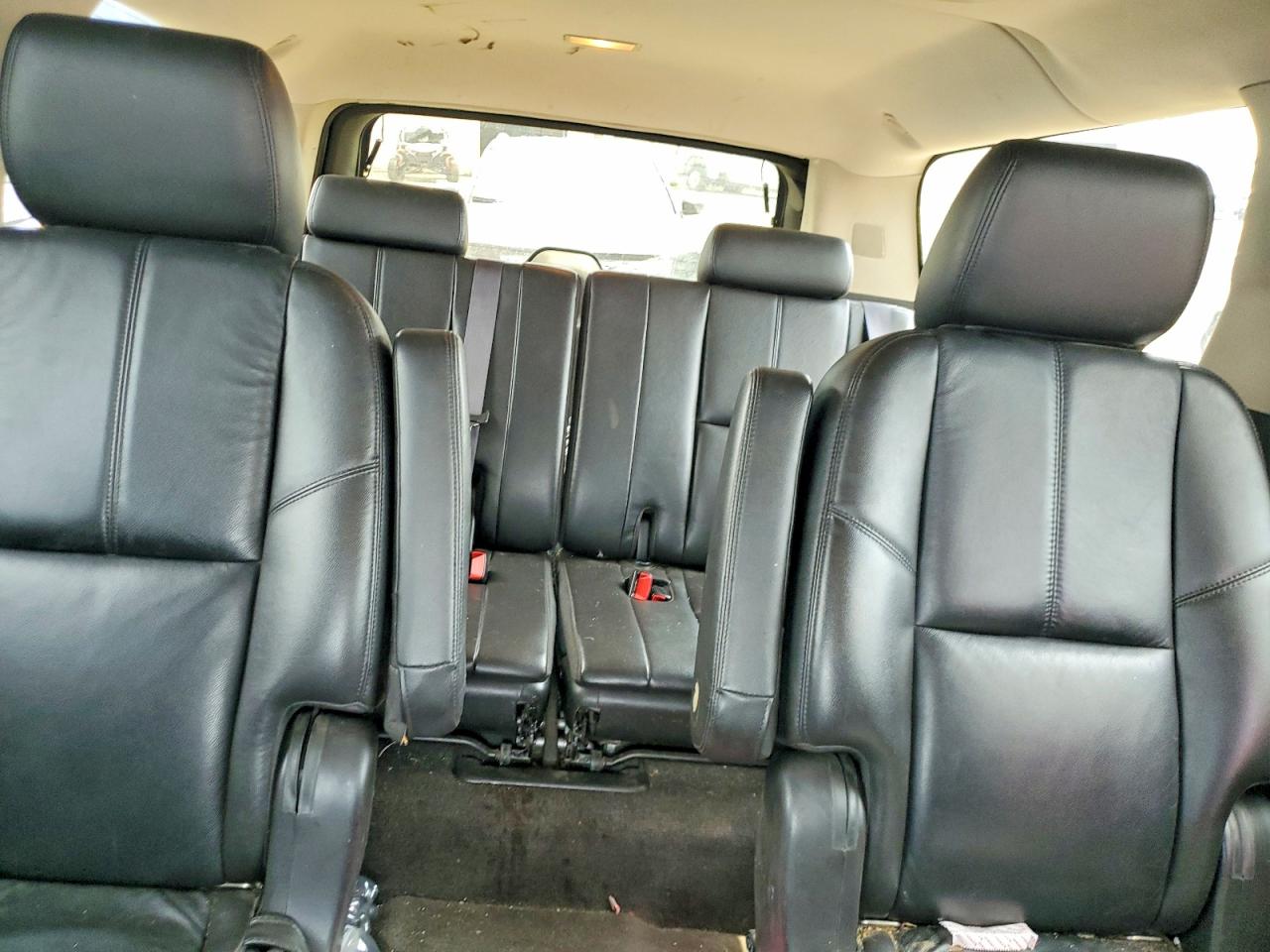 2011 Gmc Yukon Xl K1500 Slt White vin: 1GKS2KE33BR328873