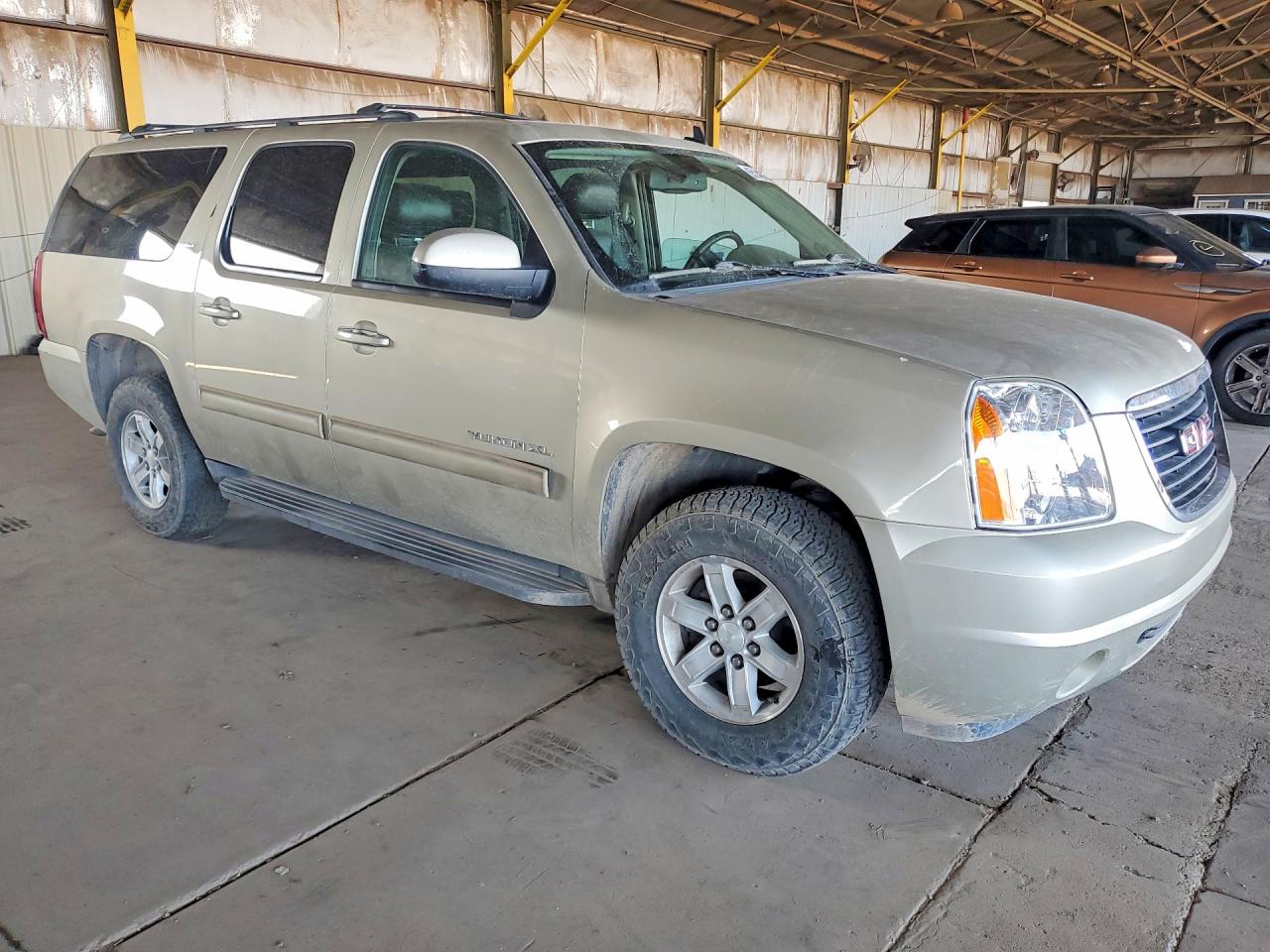 2013 Gmc Yukon Xl K1500 Slt Beige vin: 1GKS2KE70DR229692