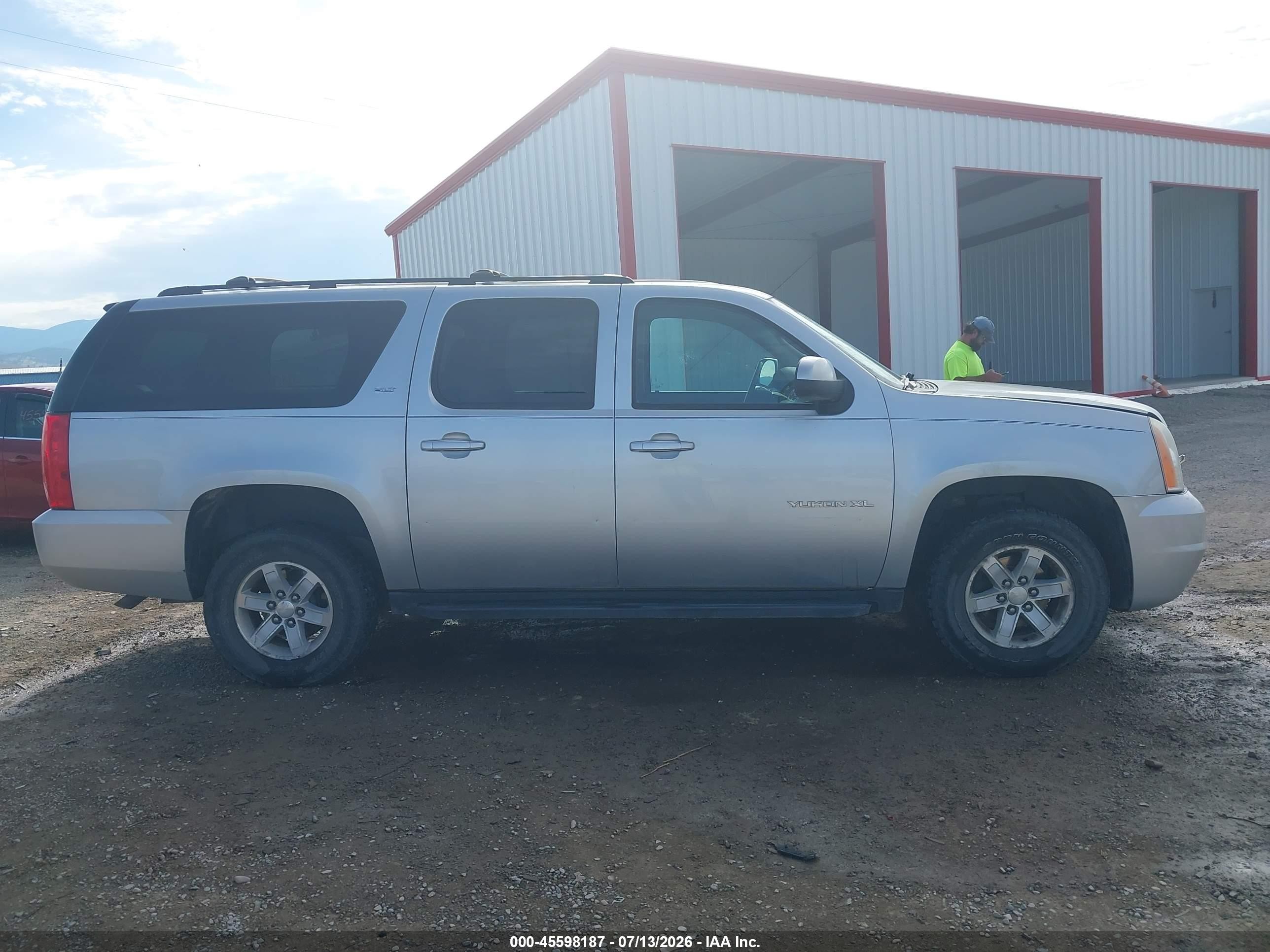 2013 Gmc Yukon Xl 1500 Slt Silver vin: 1GKS2KE71DR112879