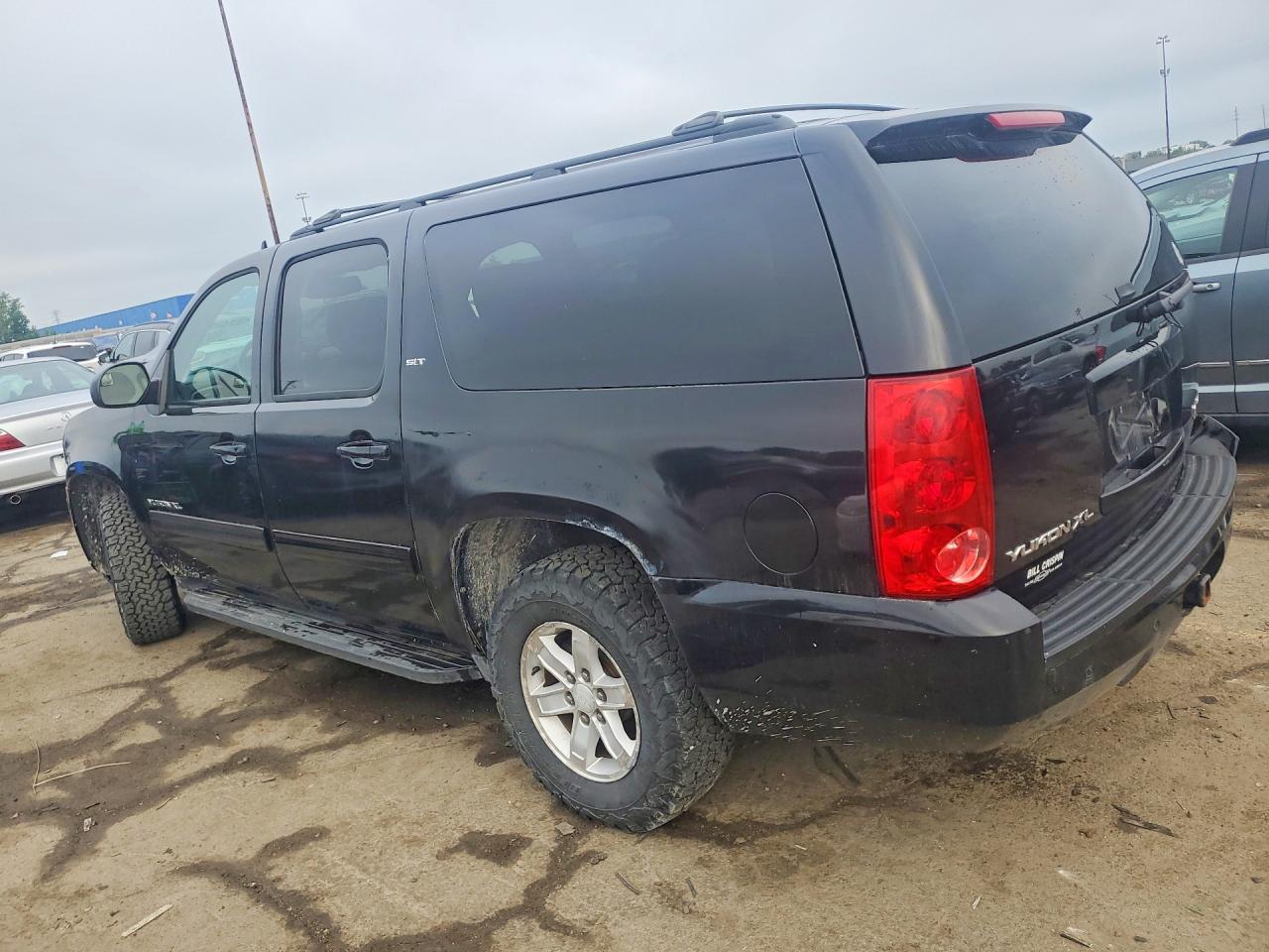 2013 Gmc Yukon Xl K1500 Slt Black vin: 1GKS2KE71DR190286