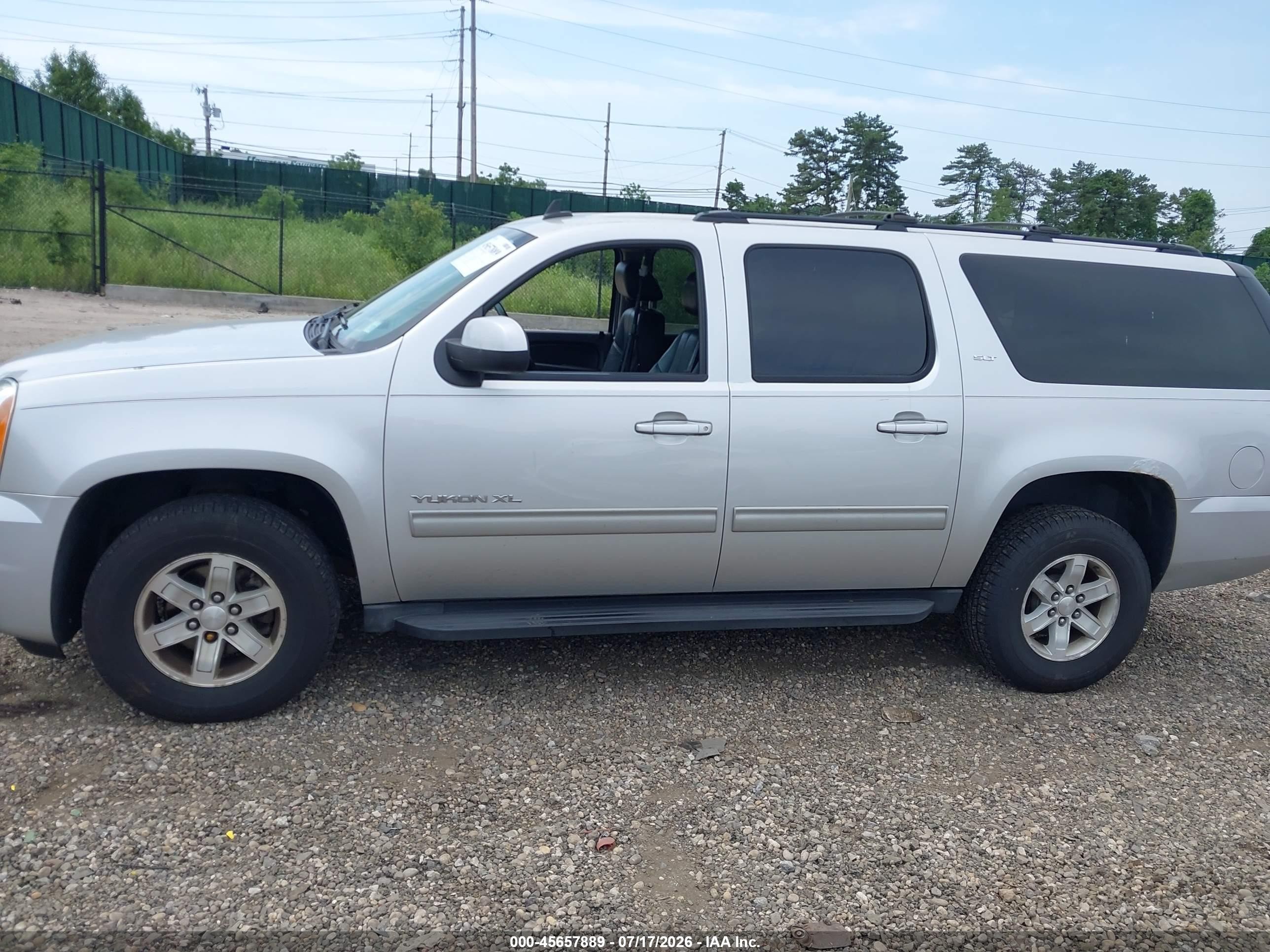 2014 Gmc Yukon Xl K1500 Slt Silver vin: 1GKS2KE72ER212927