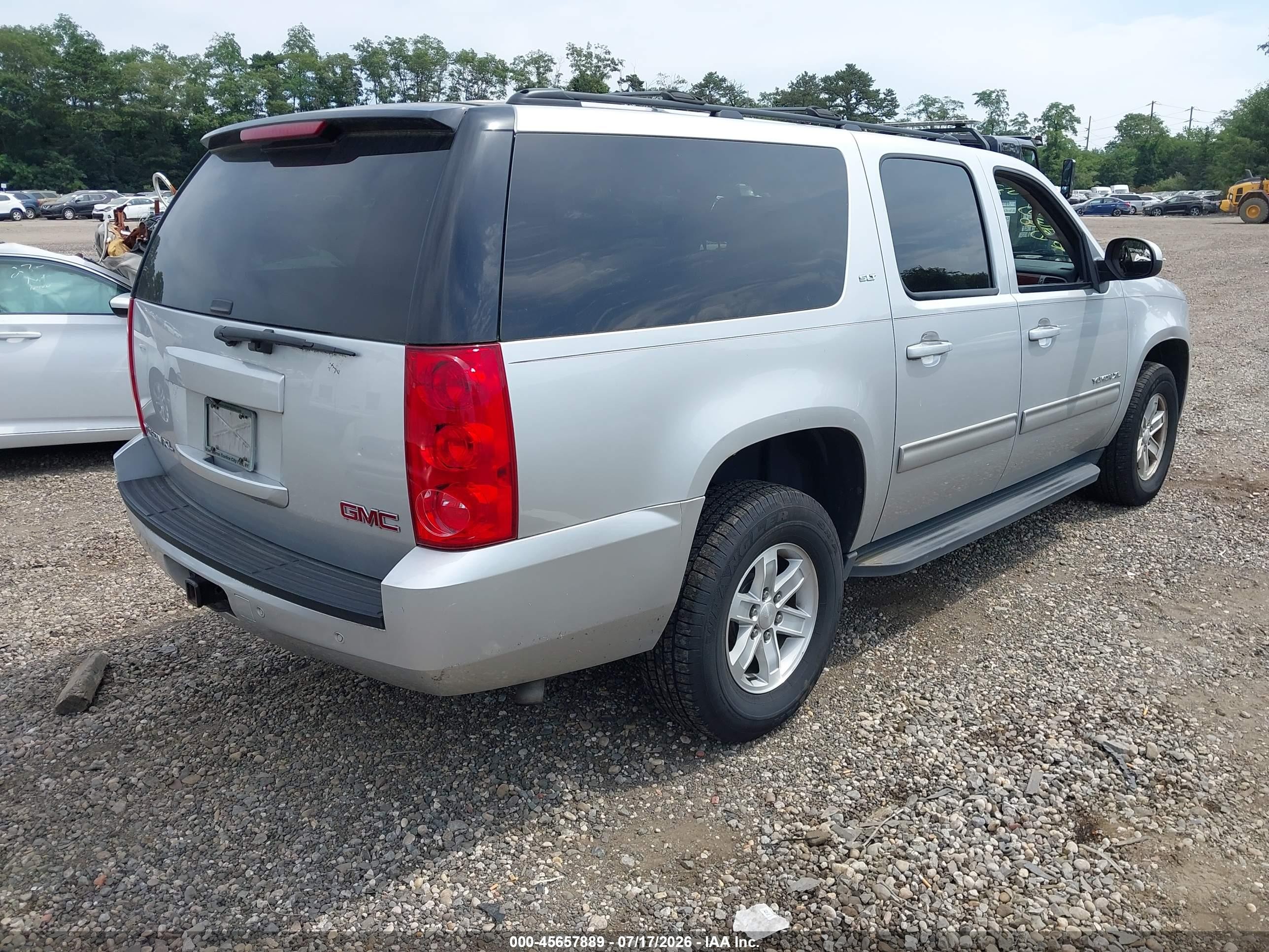 2014 Gmc Yukon Xl K1500 Slt Silver vin: 1GKS2KE72ER212927