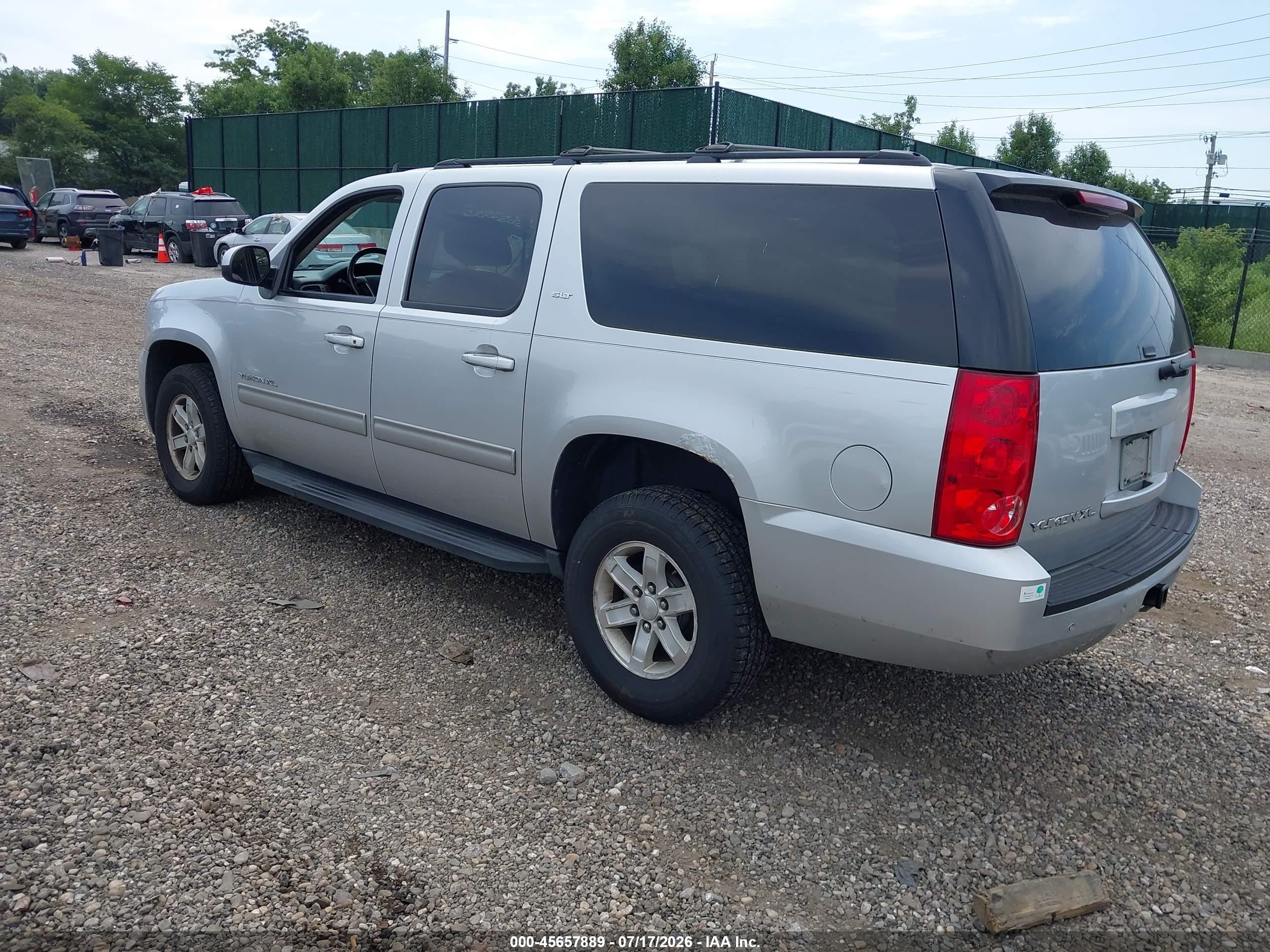 2014 Gmc Yukon Xl K1500 Slt Silver vin: 1GKS2KE72ER212927