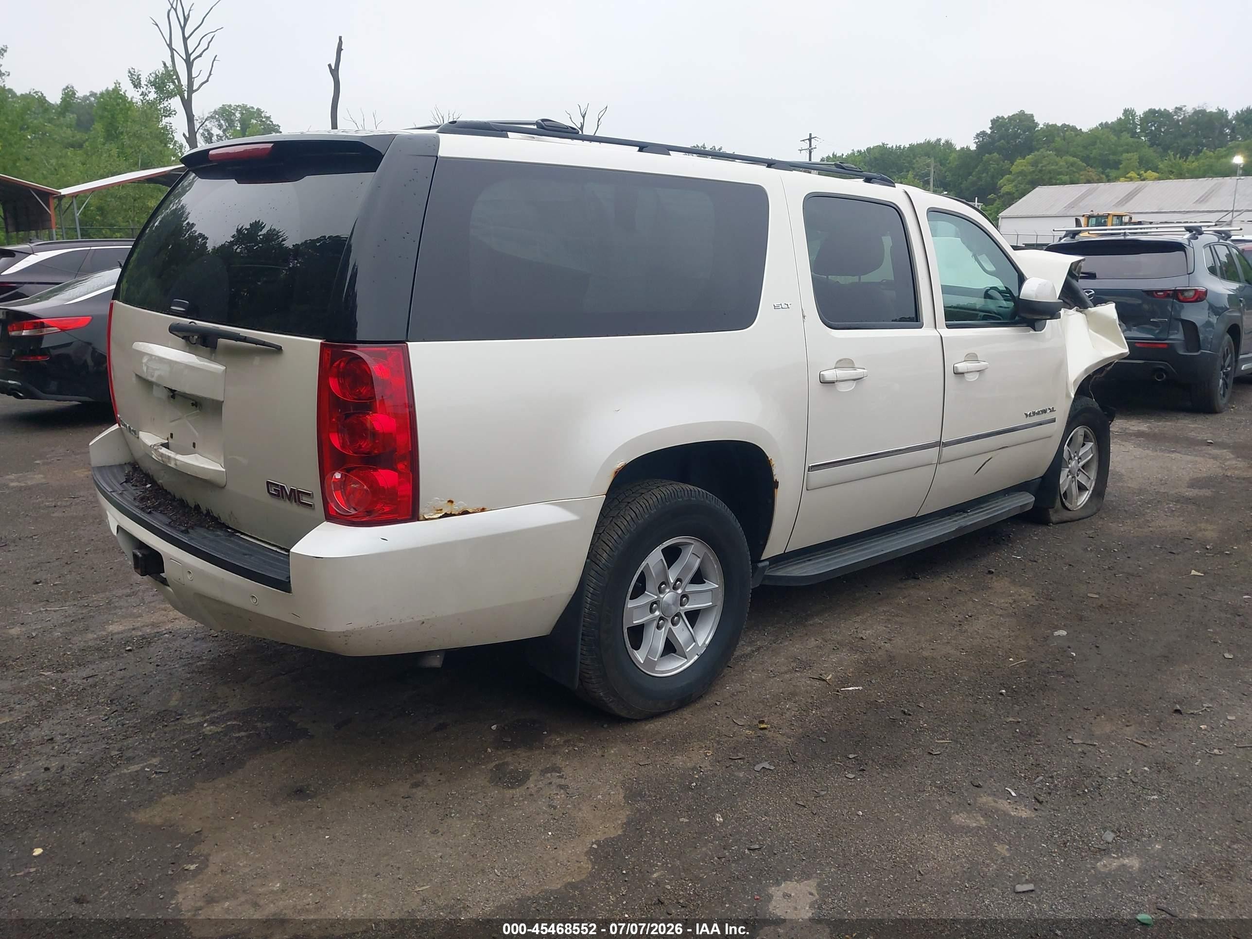 2013 Gmc Yukon Xl 1500 Slt Белый vin: 1GKS2KE73DR321153