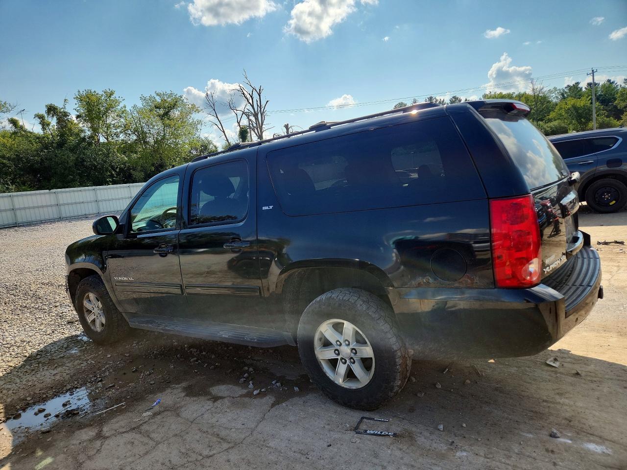 2013 Gmc Yukon Xl K1500 Slt Black vin: 1GKS2KE73DR351978