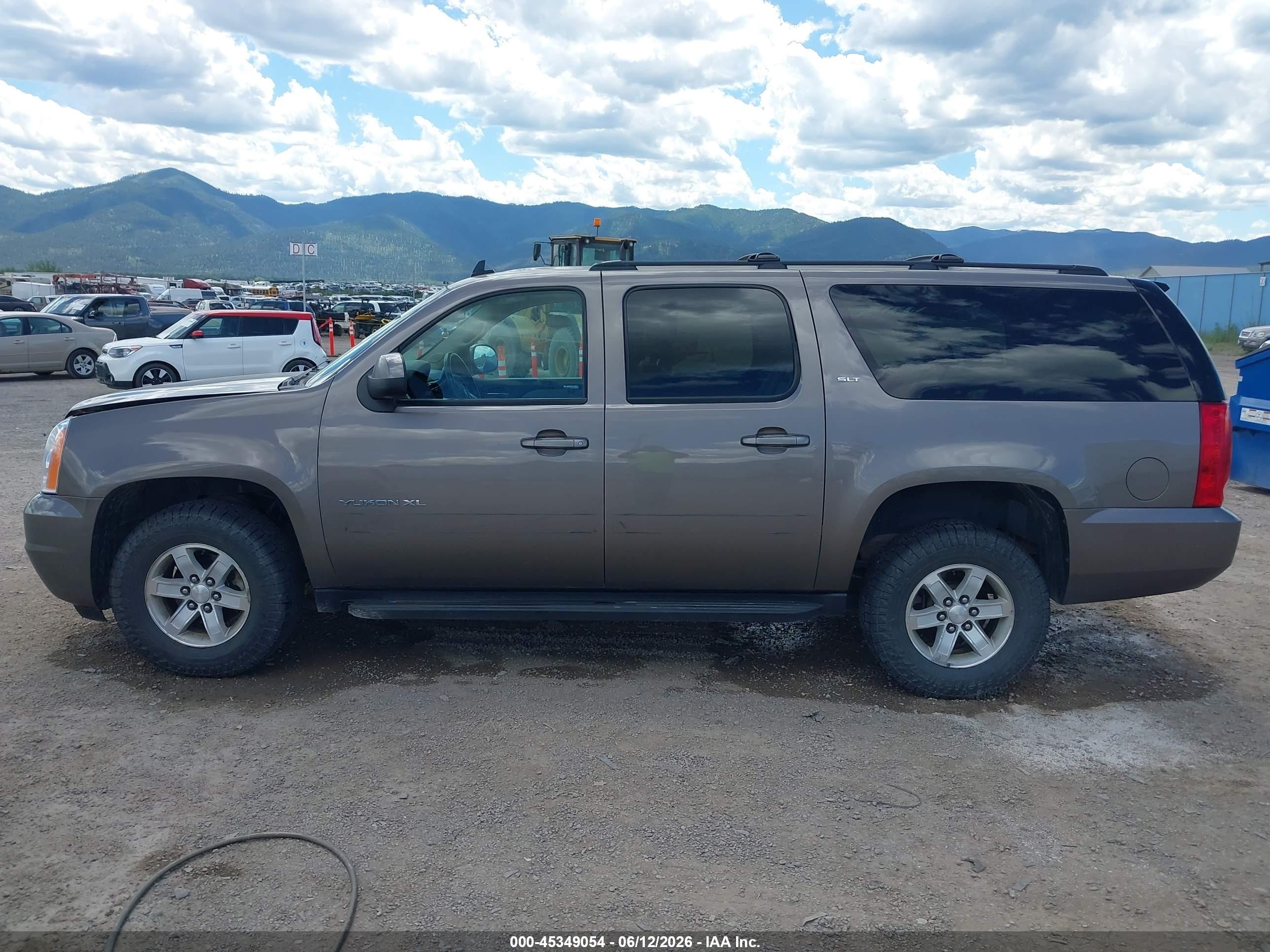 2013 Gmc Yukon Xl 1500 Slt Brown vin: 1GKS2KE74DR316446