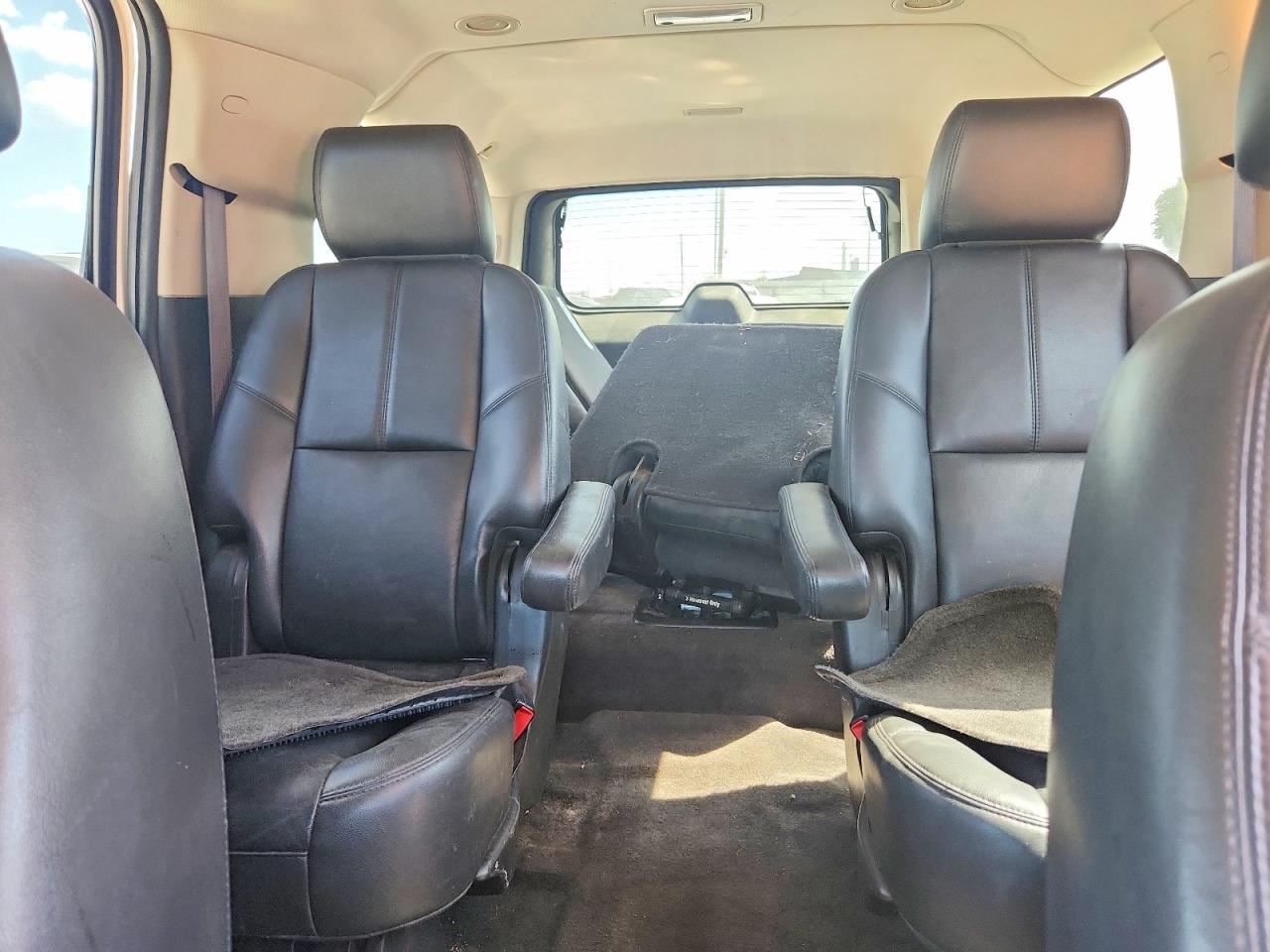 2013 Gmc Yukon Xl K1500 Slt White vin: 1GKS2KE74DR374752