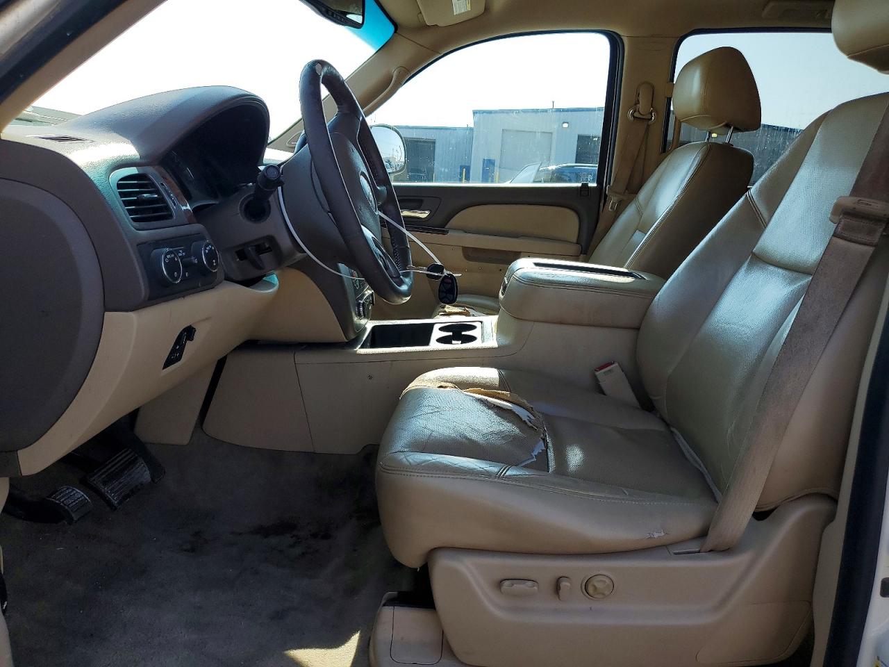 2014 Gmc Yukon Xl K1500 Slt White vin: 1GKS2KE74ER240454