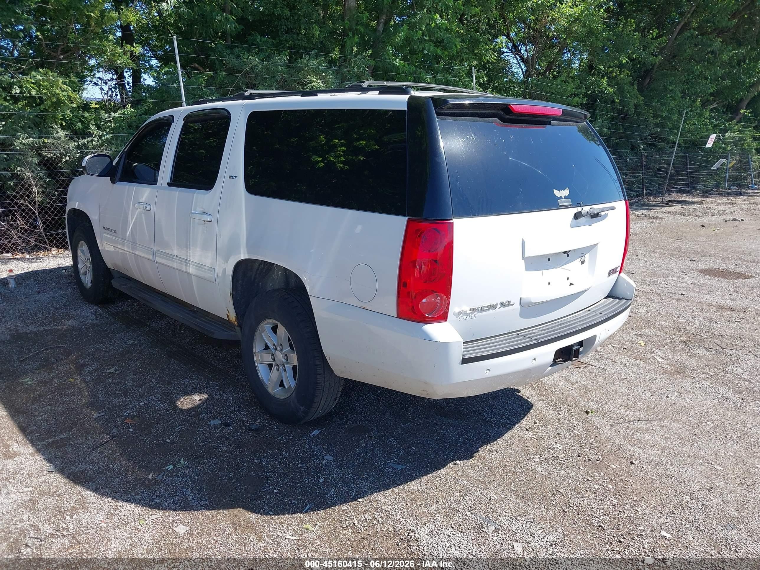 2013 Gmc Yukon Xl 1500 Slt White vin: 1GKS2KE75DR127045