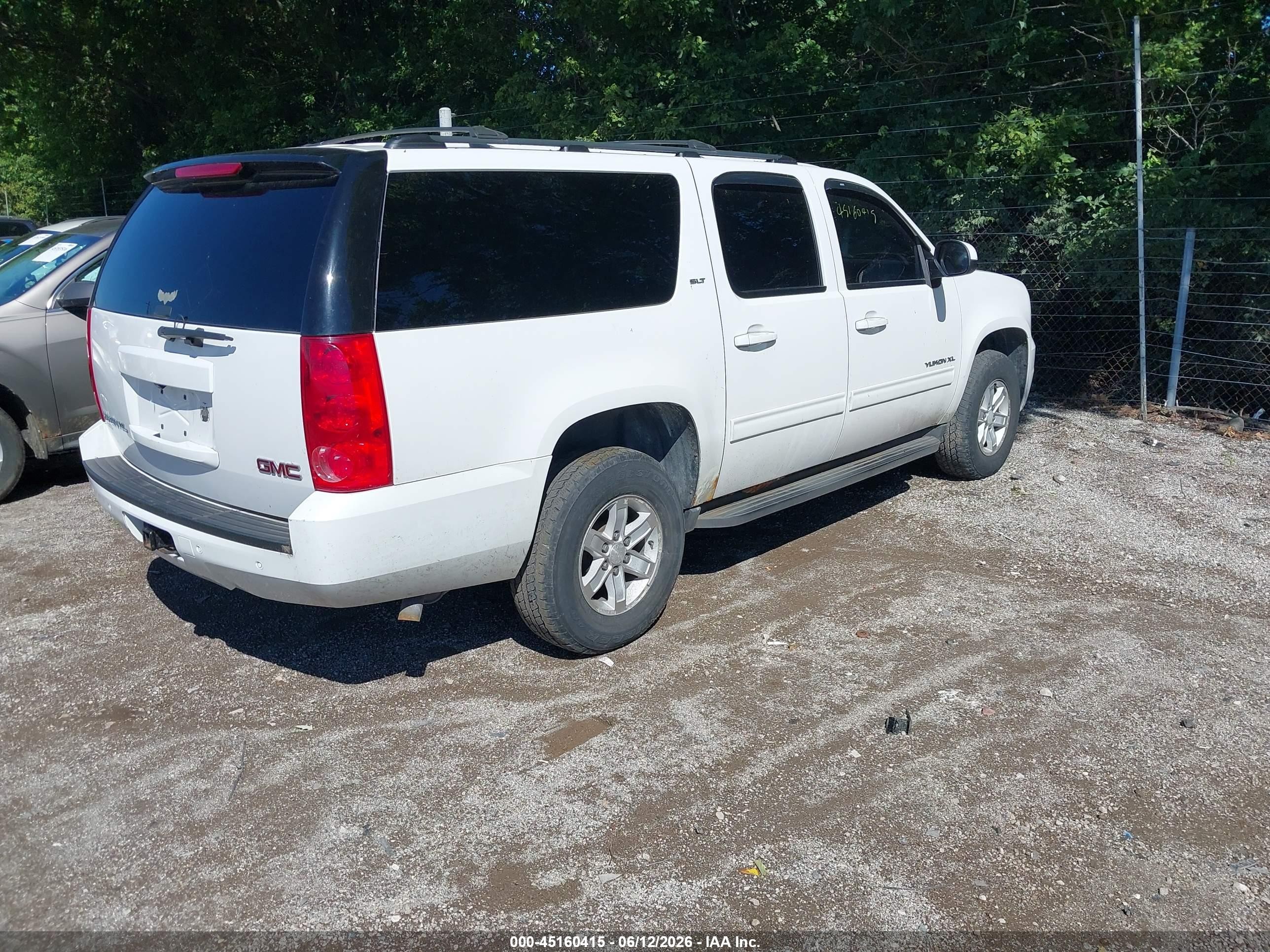 2013 Gmc Yukon Xl 1500 Slt White vin: 1GKS2KE75DR127045