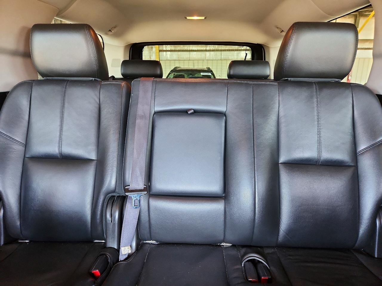 2013 Gmc Yukon Xl K1500 Slt White vin: 1GKS2KE75DR209518