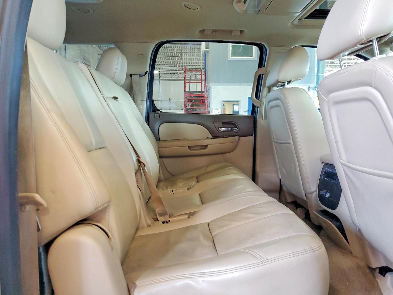 2013 Gmc Yukon Xl K1500 Slt Beige vin: 1GKS2KE75DR338505