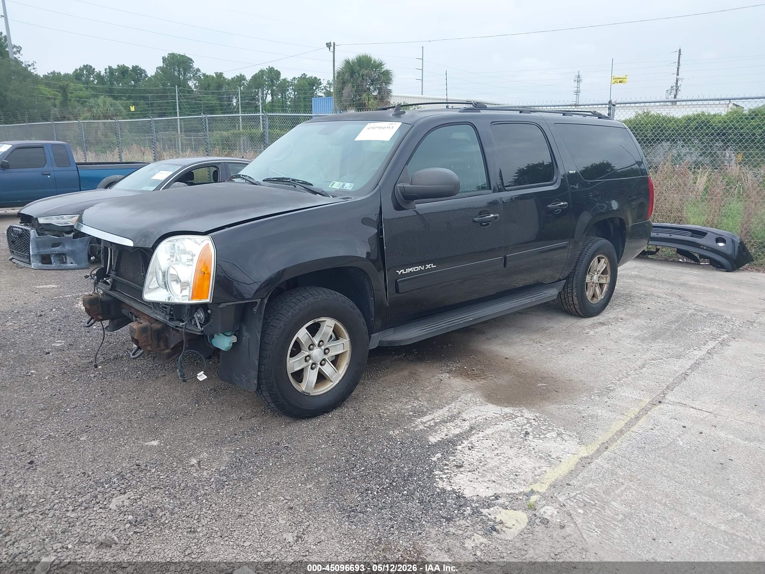 2013 Gmc Yukon Xl 1500 Slt Black vin: 1GKS2KE75DR342733
