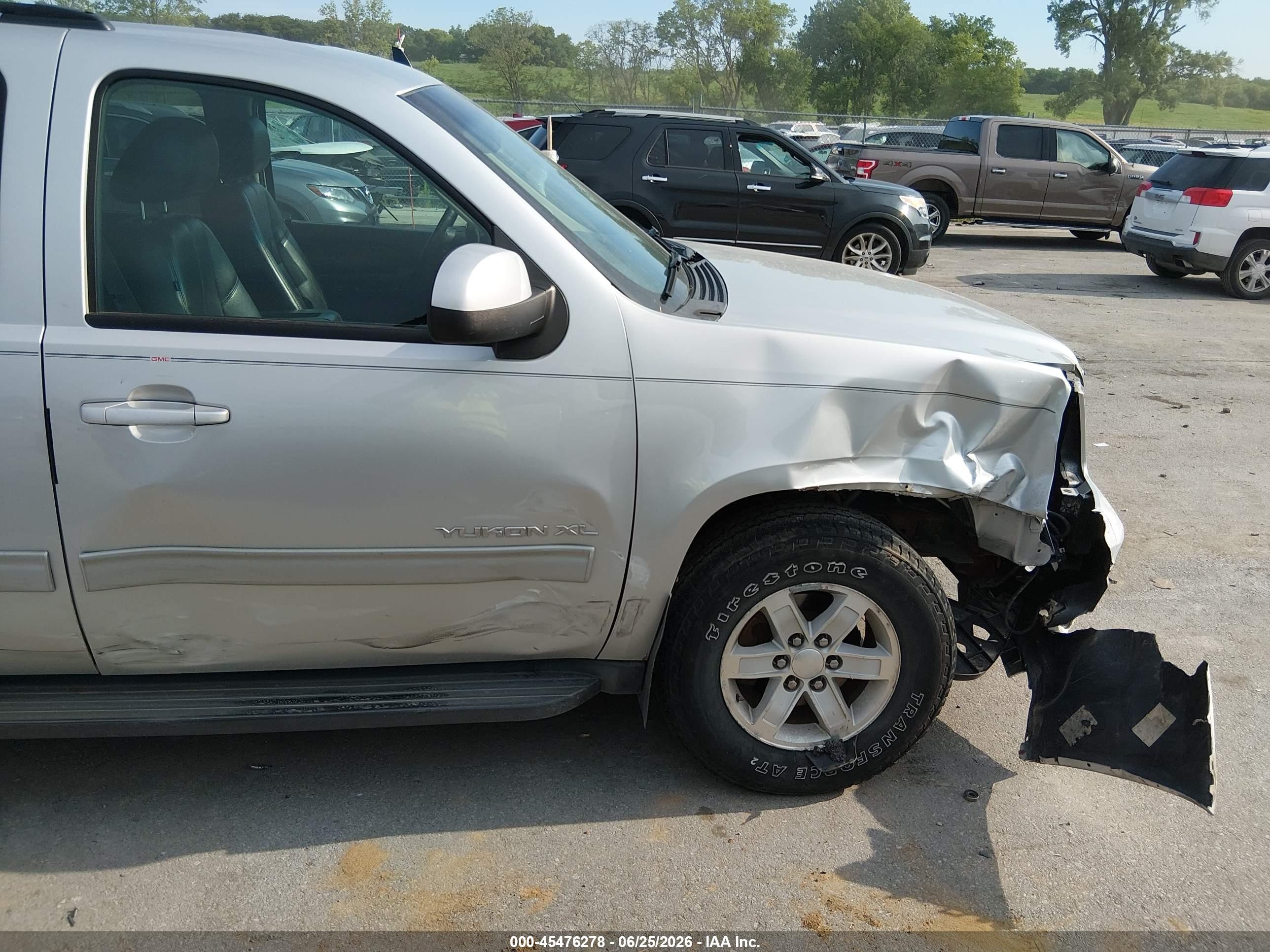 2013 Gmc Yukon Xl 1500 Slt Silver vin: 1GKS2KE76DR326511