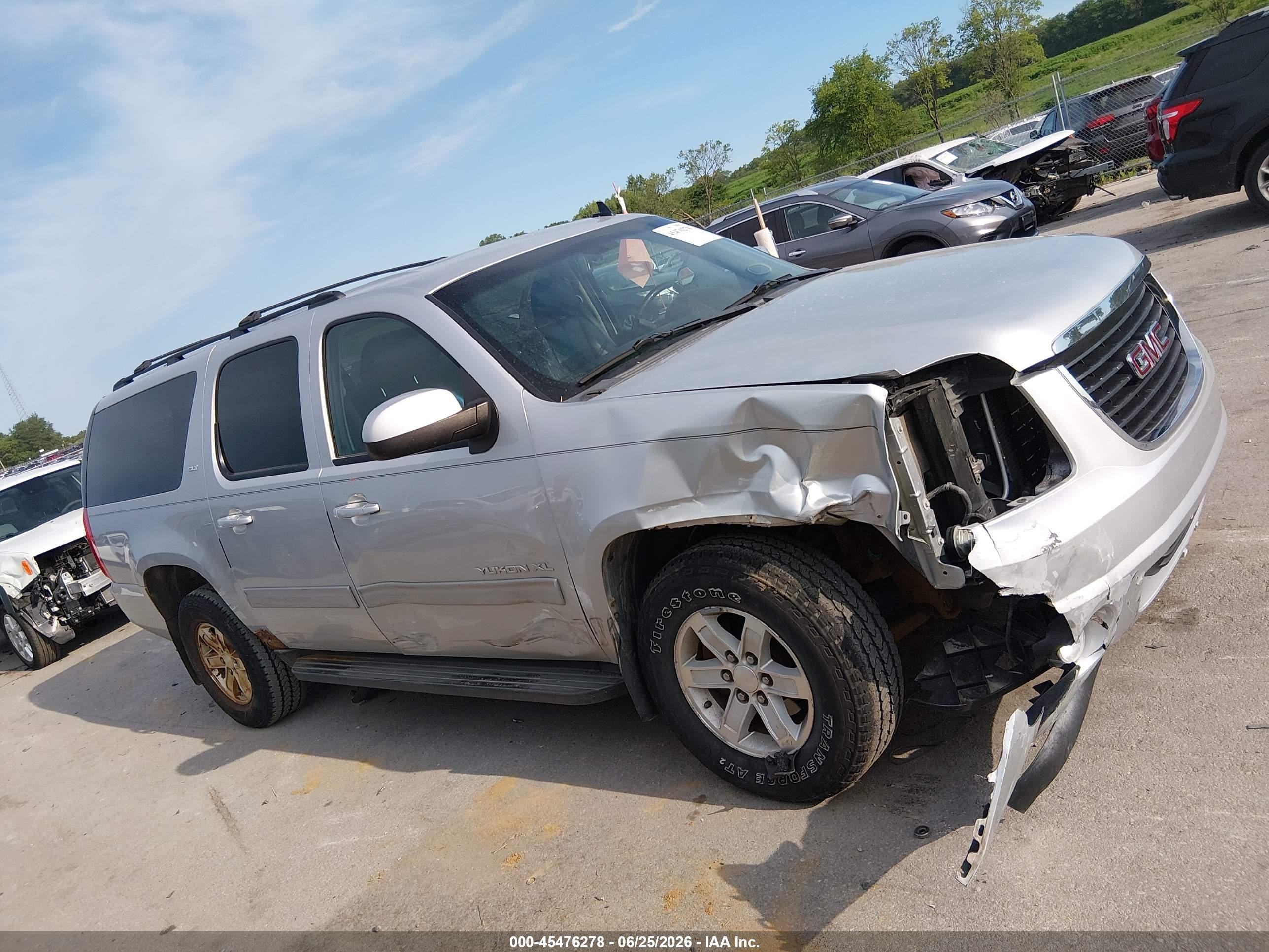 2013 Gmc Yukon Xl 1500 Slt Silver vin: 1GKS2KE76DR326511