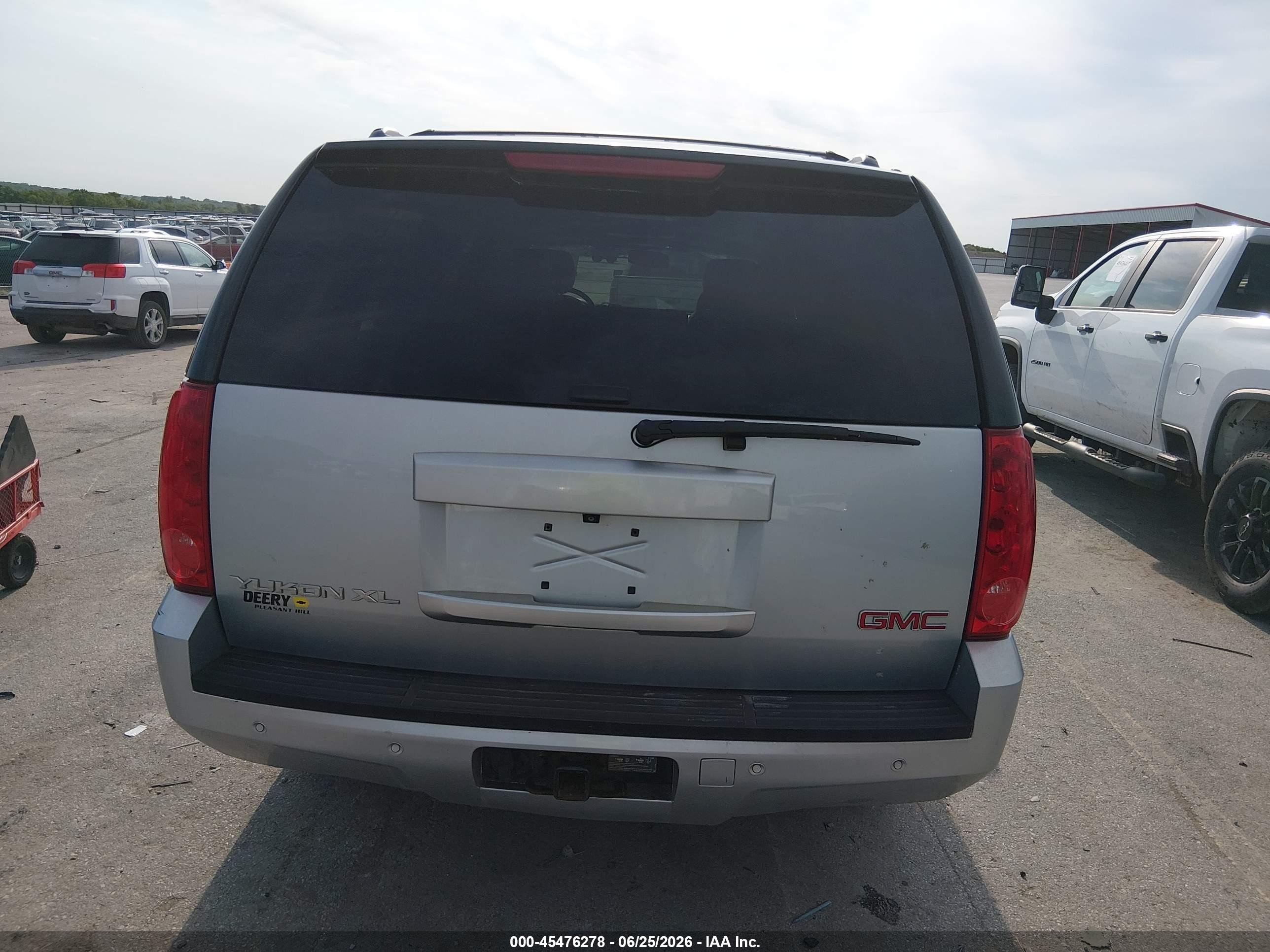 2013 Gmc Yukon Xl 1500 Slt Silver vin: 1GKS2KE76DR326511