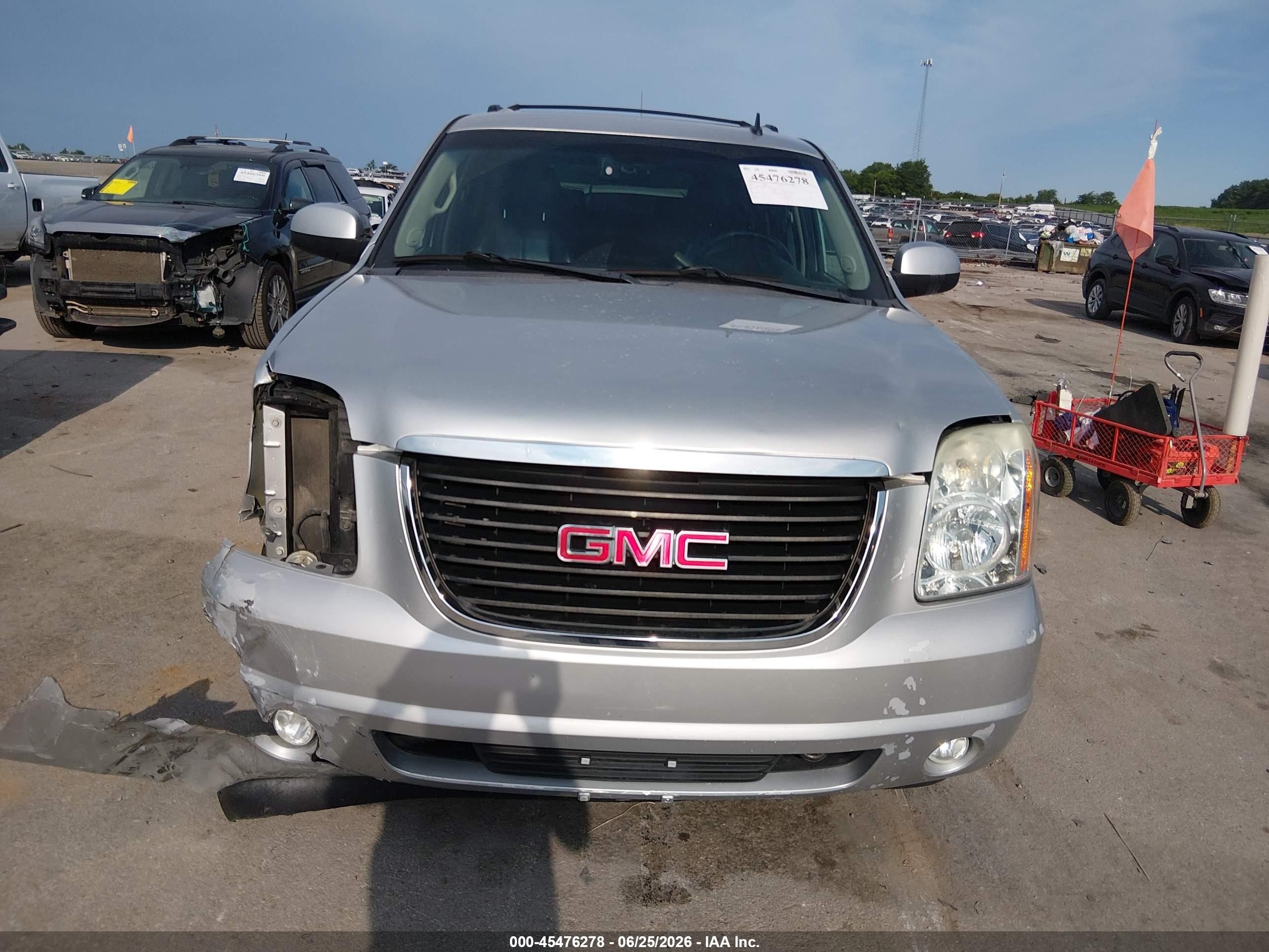 2013 Gmc Yukon Xl 1500 Slt Silver vin: 1GKS2KE76DR326511