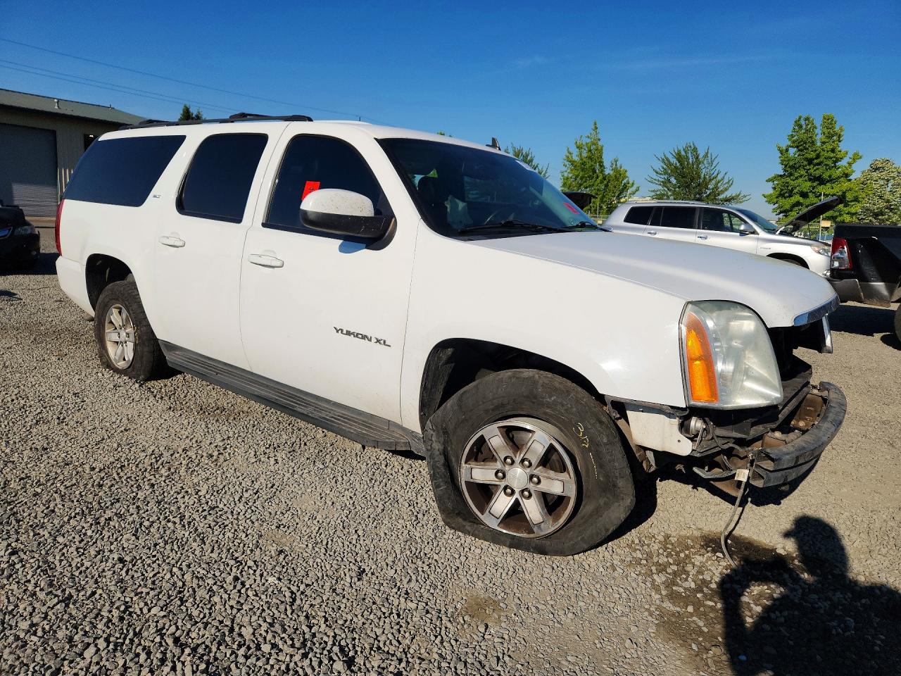 2013 Gmc Yukon Xl K1500 Slt Белый vin: 1GKS2KE77DR134109