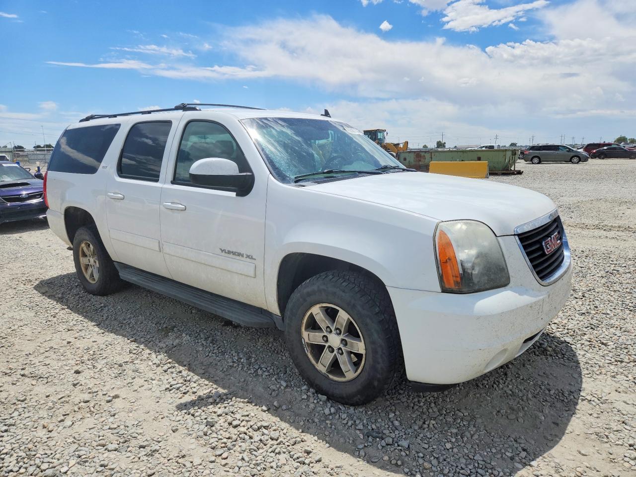 2013 Gmc Yukon Xl K1500 Slt White vin: 1GKS2KE78DR102527