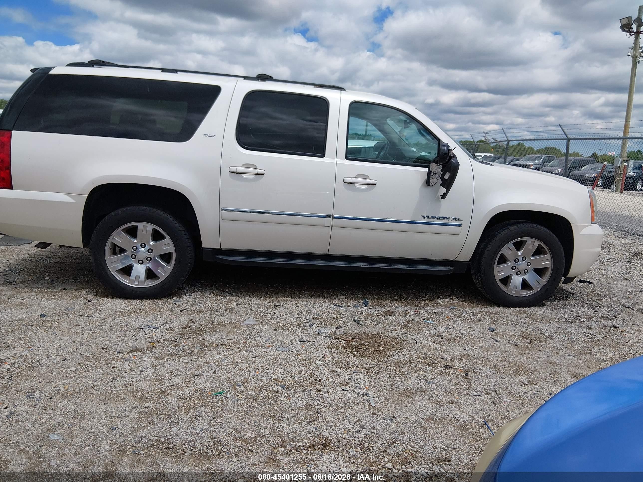 2014 Gmc Yukon Xl 1500 Slt White vin: 1GKS2KE78ER140308