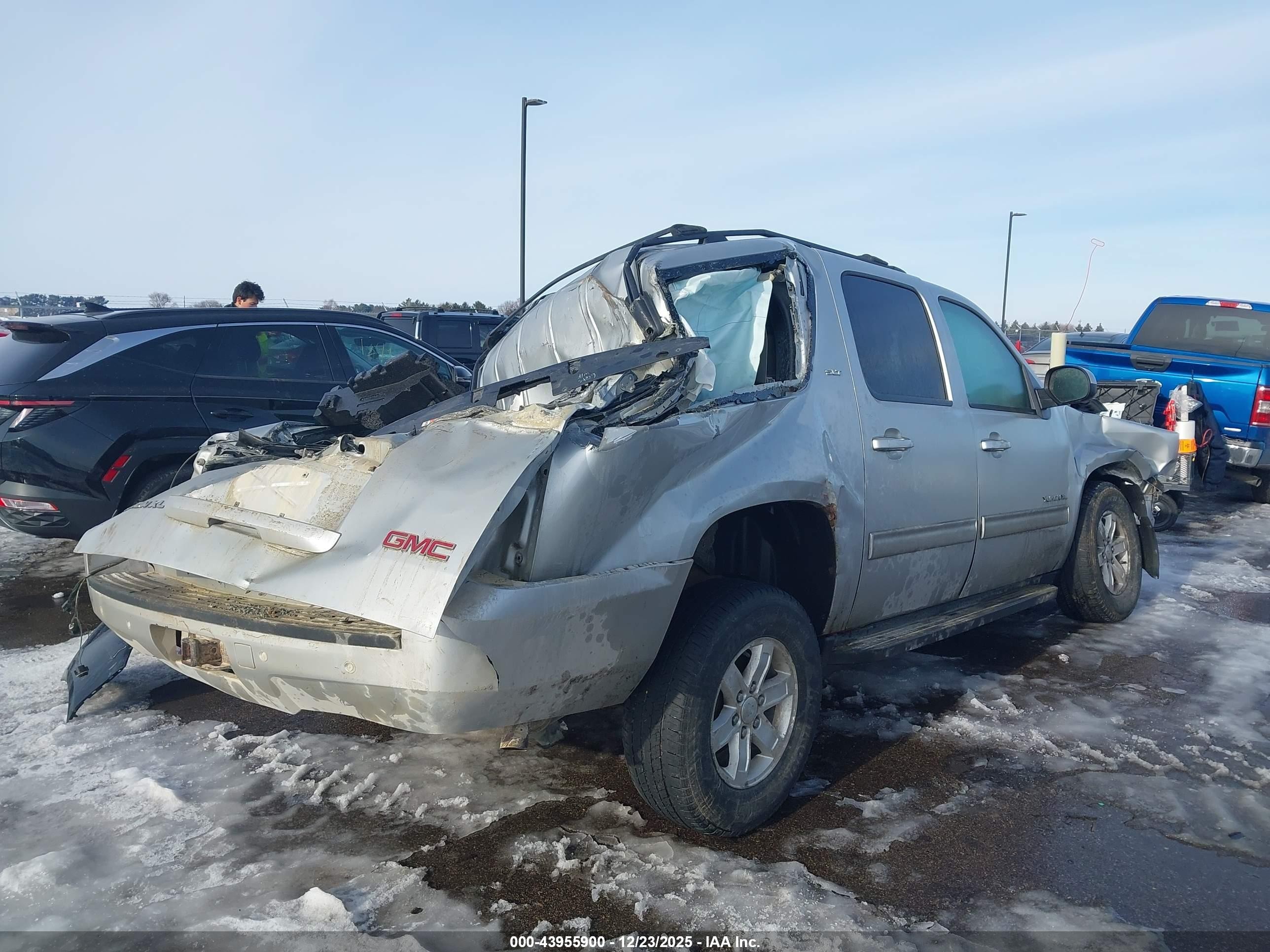2013 Gmc Yukon Xl 1500 Slt Silver vin: 1GKS2KE79DR180864
