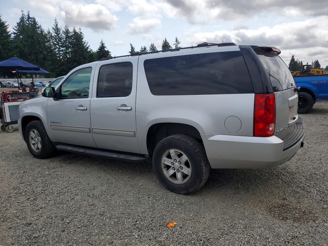 2013 Gmc Yukon Xl K1500 Slt Silver vin: 1GKS2KE79DR320847