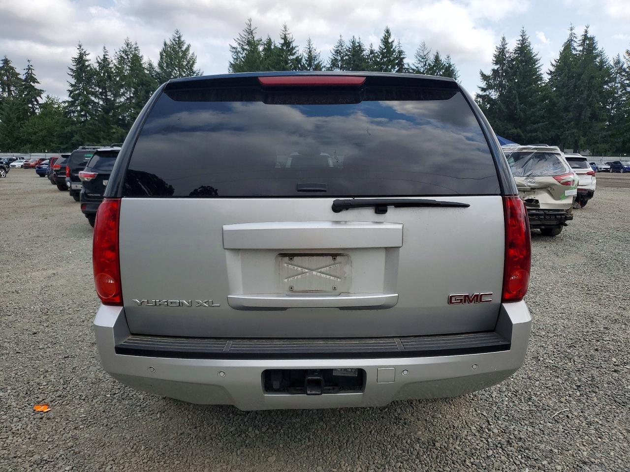 2013 Gmc Yukon Xl K1500 Slt Silver vin: 1GKS2KE79DR320847