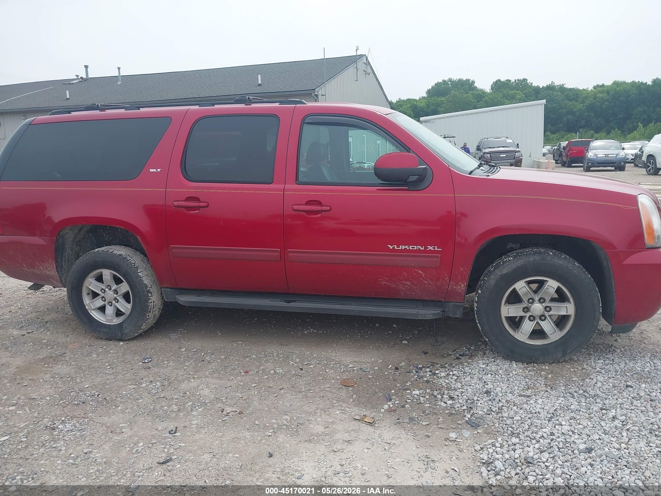 2013 Gmc Yukon Xl 1500 Slt Темно-бордовый vin: 1GKS2KE7XDR114842