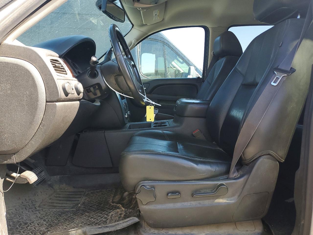 2013 Gmc Yukon Xl K1500 Slt Silver vin: 1GKS2KE7XDR305385