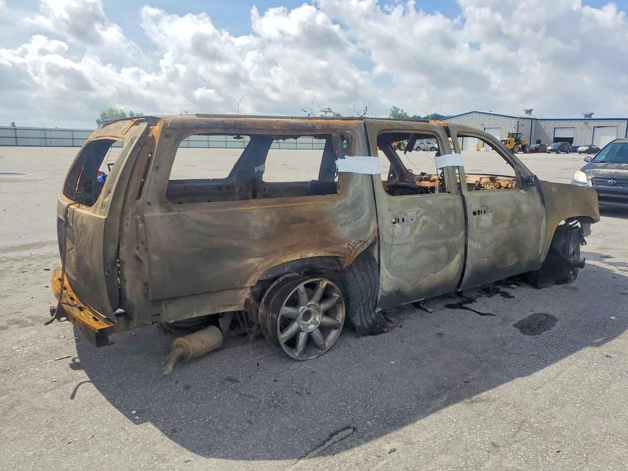2013 Gmc Yukon Xl K1500 Slt Burn vin: 1GKS2KE7XDR344235