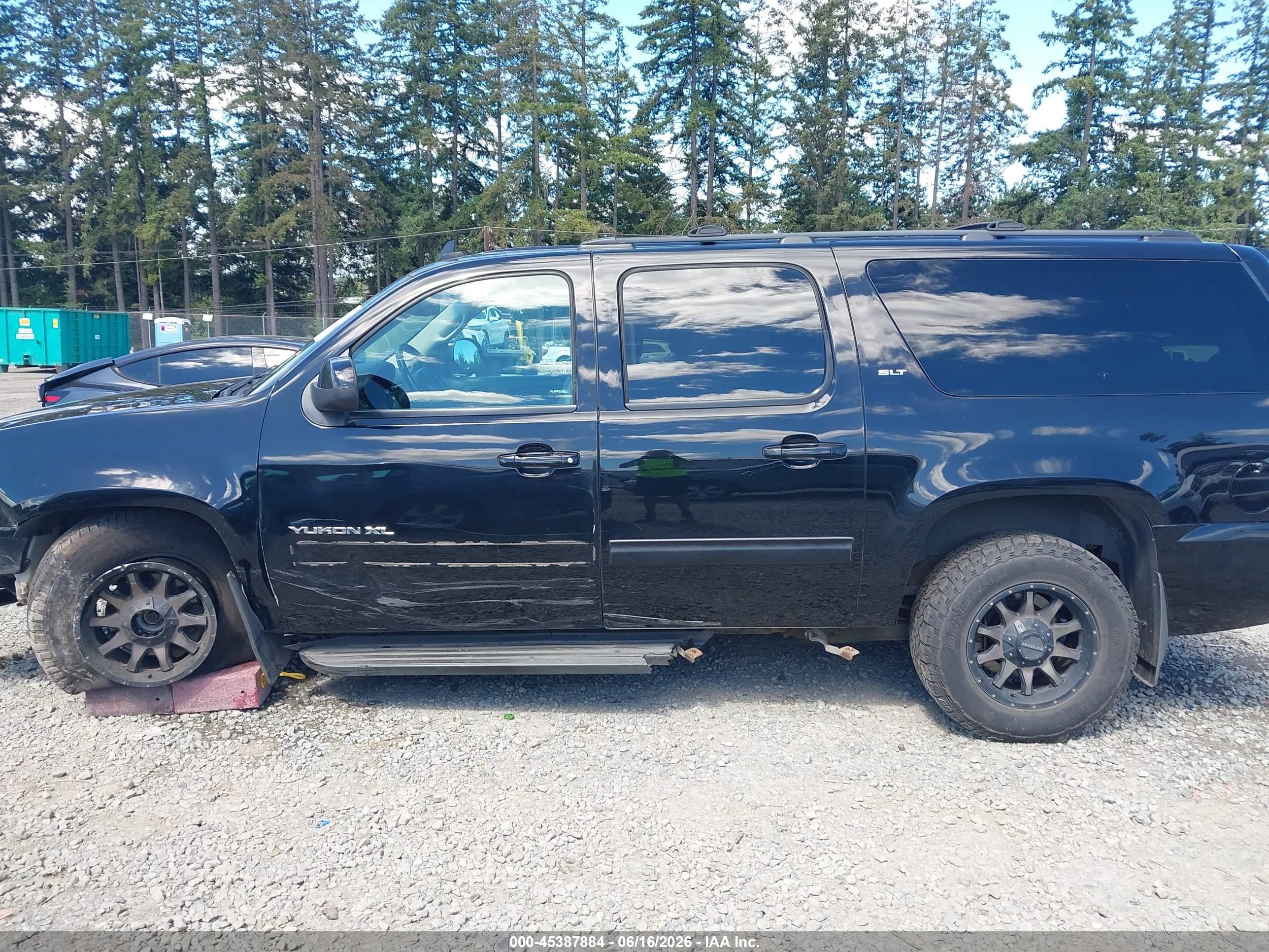 2014 Gmc Yukon Xl 1500 Slt Black vin: 1GKS2KE7XER226719