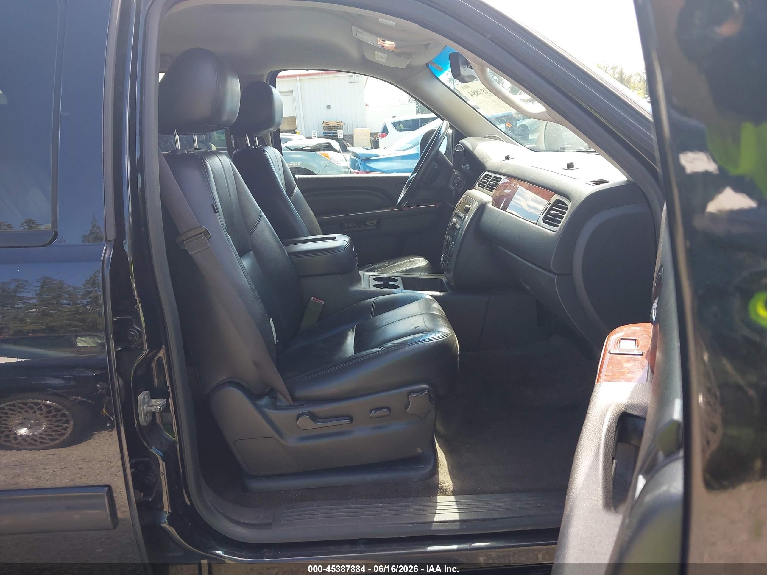 2014 Gmc Yukon Xl 1500 Slt Black vin: 1GKS2KE7XER226719
