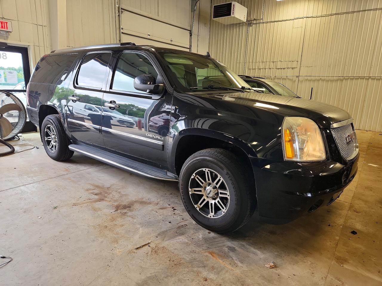 2012 Gmc Yukon Xl Denali Black vin: 1GKS2MEF0CR104855