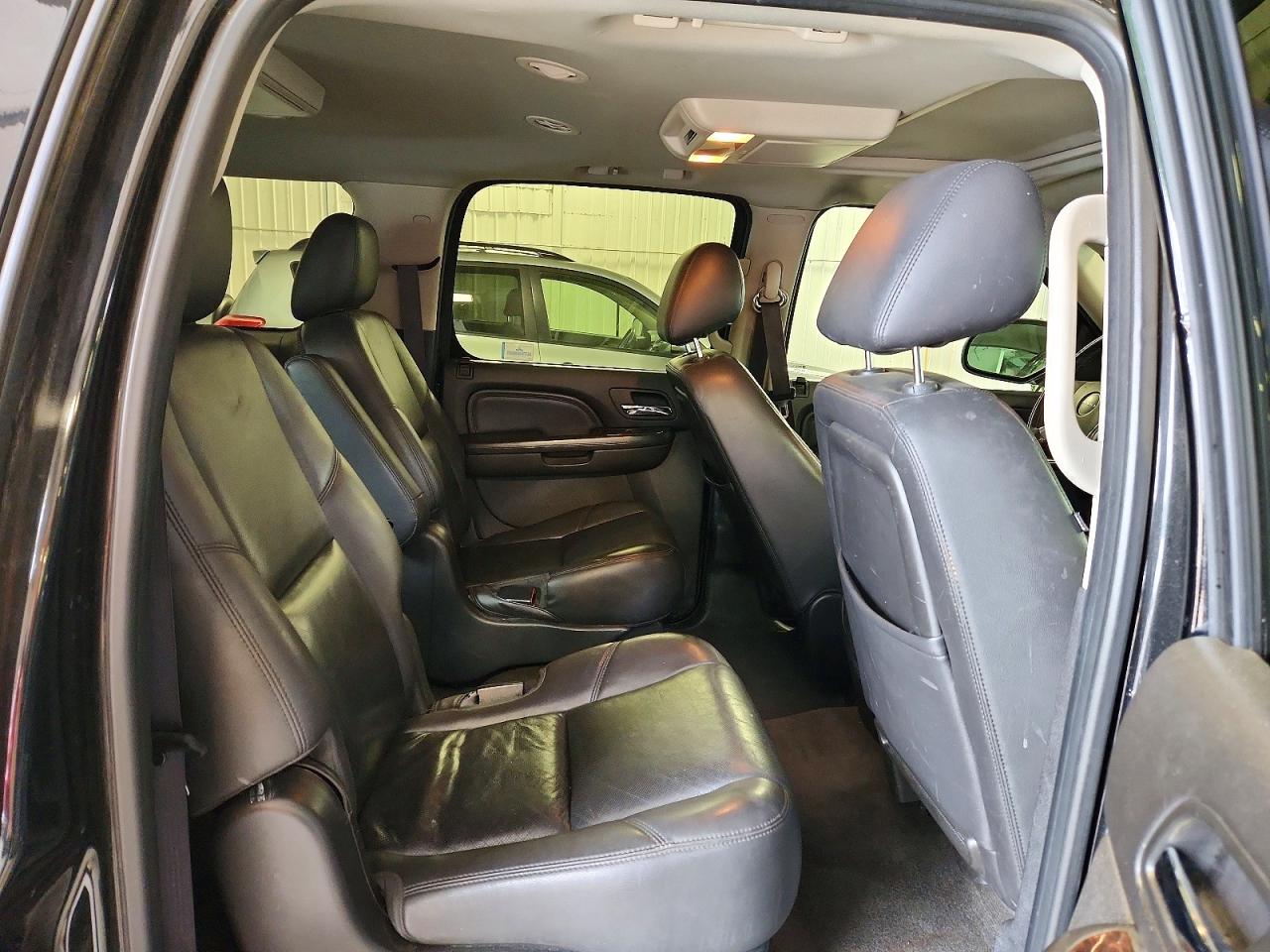 2012 Gmc Yukon Xl Denali Black vin: 1GKS2MEF0CR104855
