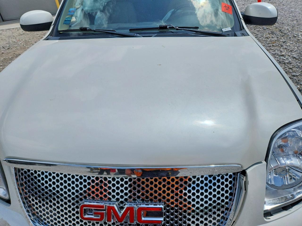 2012 Gmc Yukon Xl Denali White vin: 1GKS2MEF0CR141811