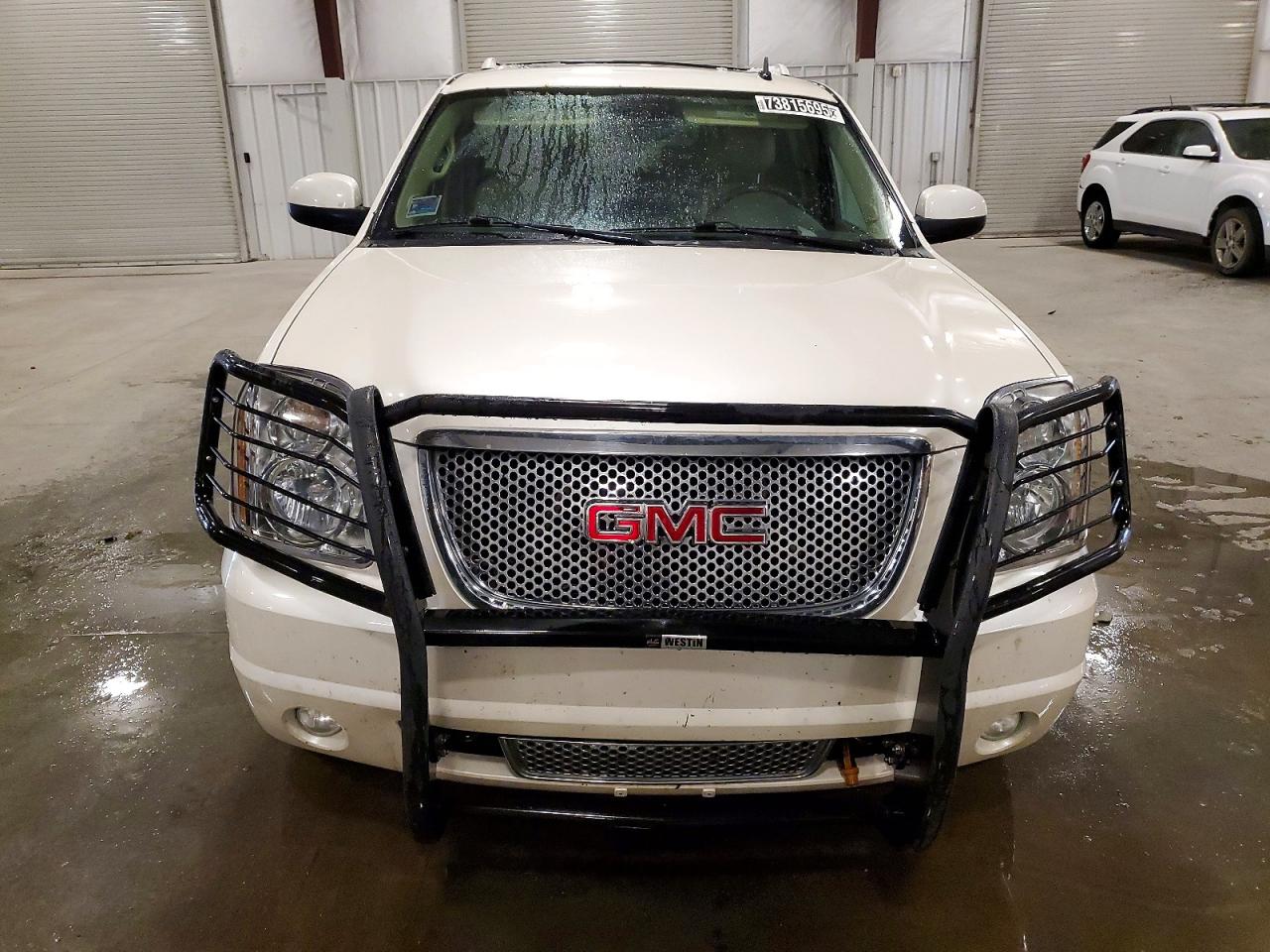 2012 Gmc Yukon Xl Denali White vin: 1GKS2MEF0CR159788