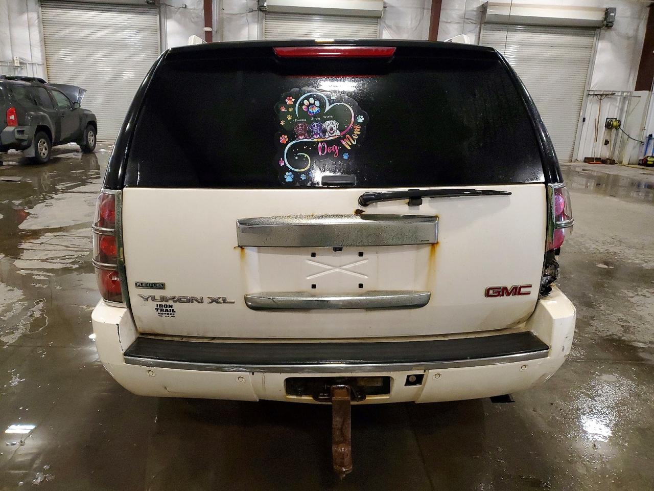 2012 Gmc Yukon Xl Denali White vin: 1GKS2MEF0CR159788
