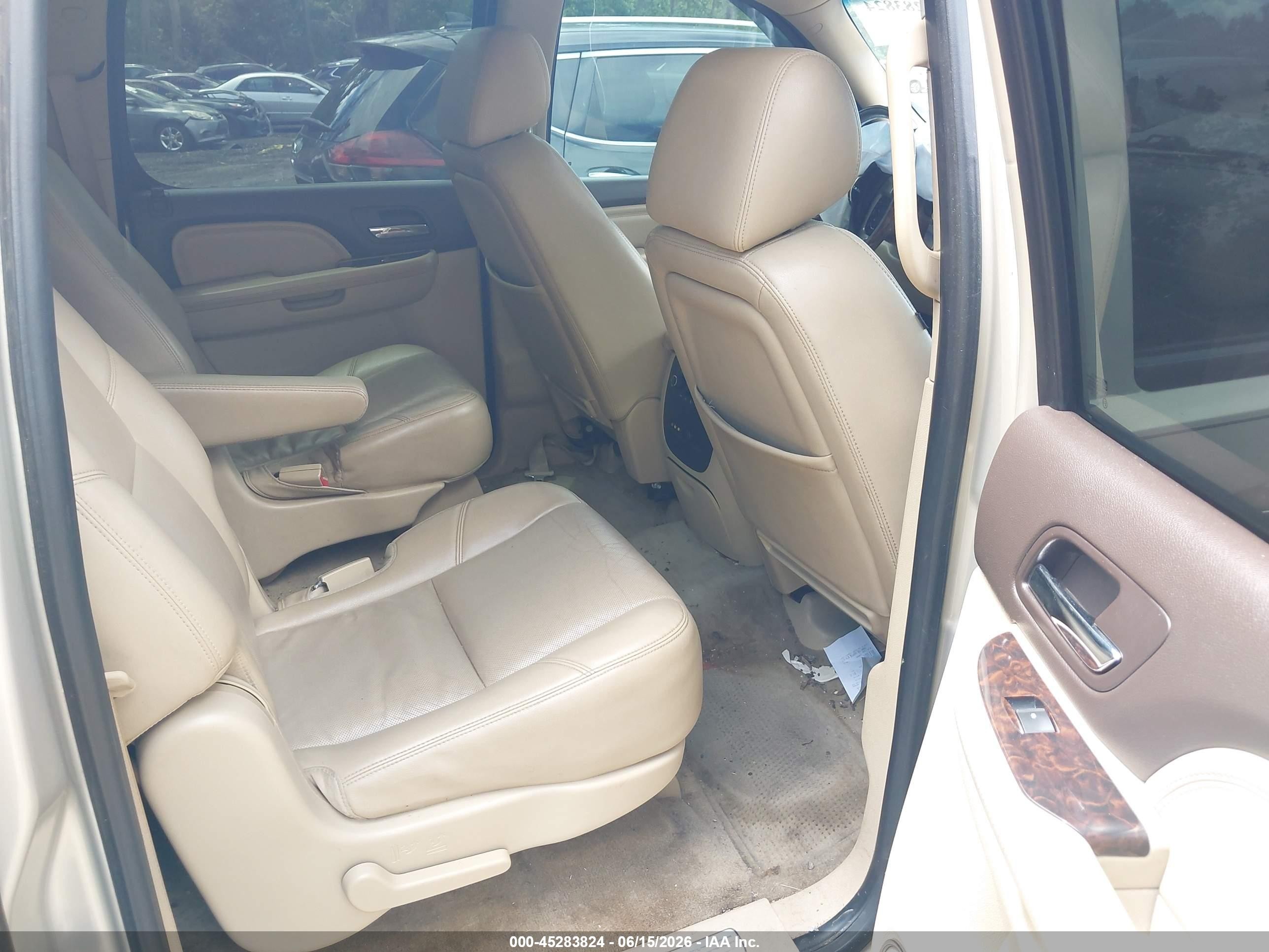 2012 Gmc Yukon Xl 1500 Denali Champagne vin: 1GKS2MEF0CR217141