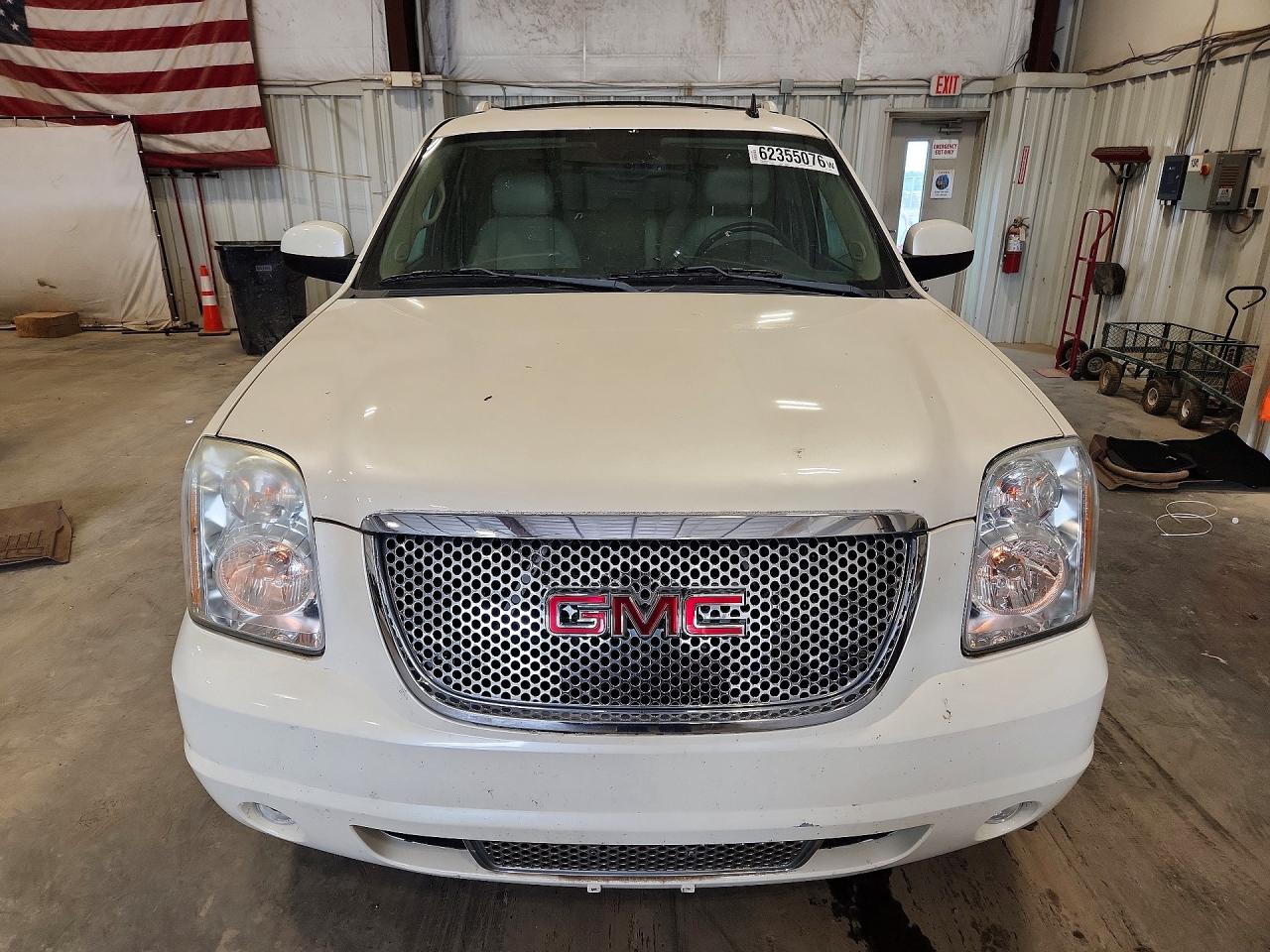 2013 Gmc Yukon Xl Denali Белый vin: 1GKS2MEF0DR158397