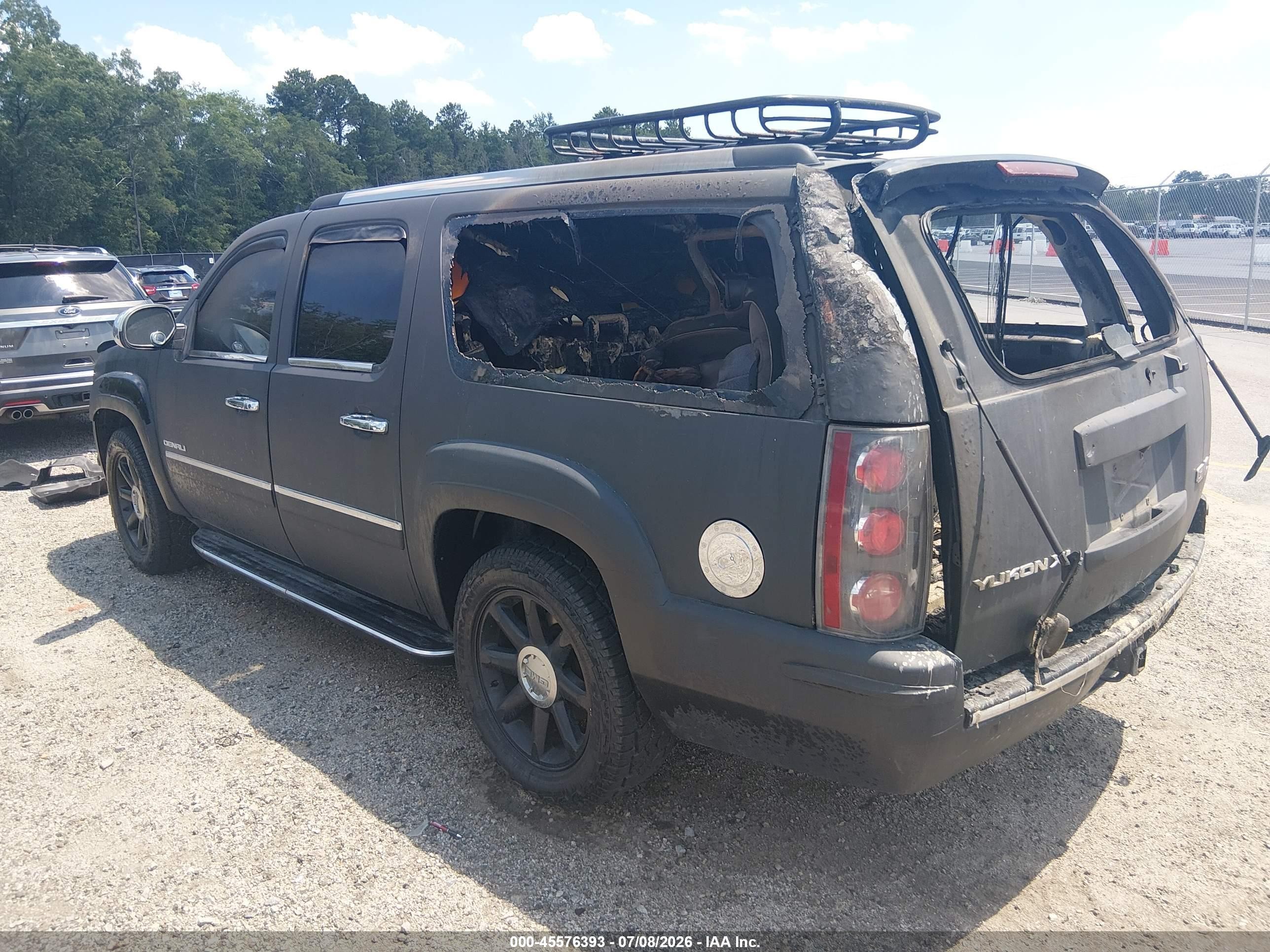 2013 Gmc Yukon Xl 1500 Denali Black vin: 1GKS2MEF0DR163163