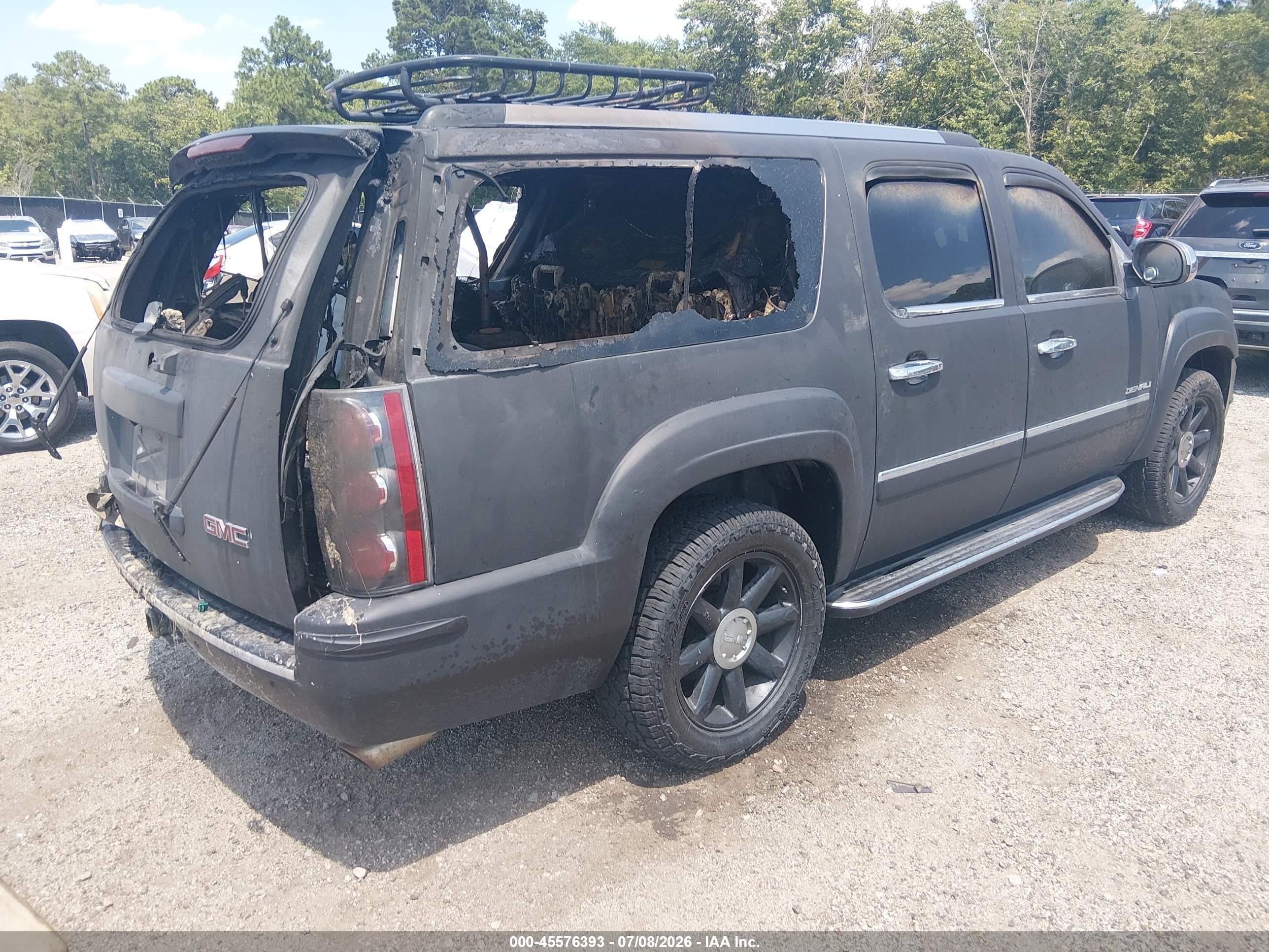 2013 Gmc Yukon Xl 1500 Denali Black vin: 1GKS2MEF0DR163163