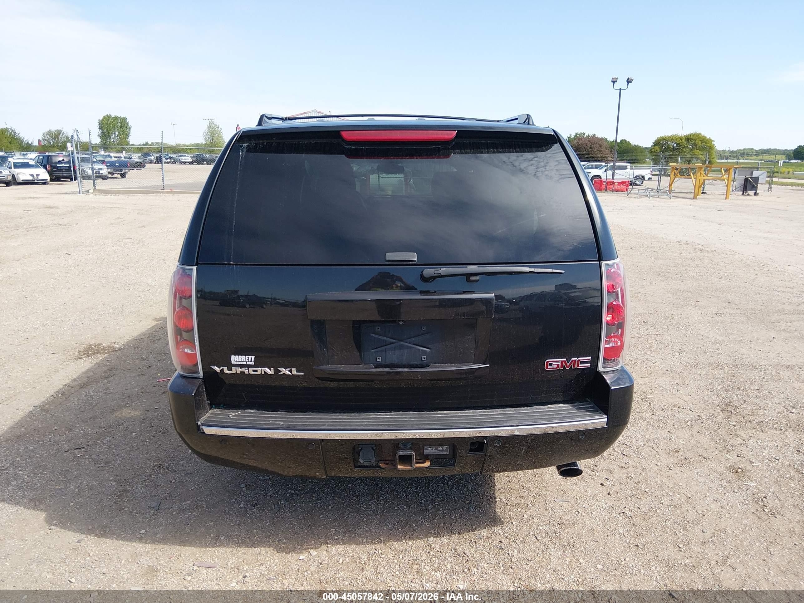 2013 Gmc Yukon Xl 1500 Denali Black vin: 1GKS2MEF0DR175314