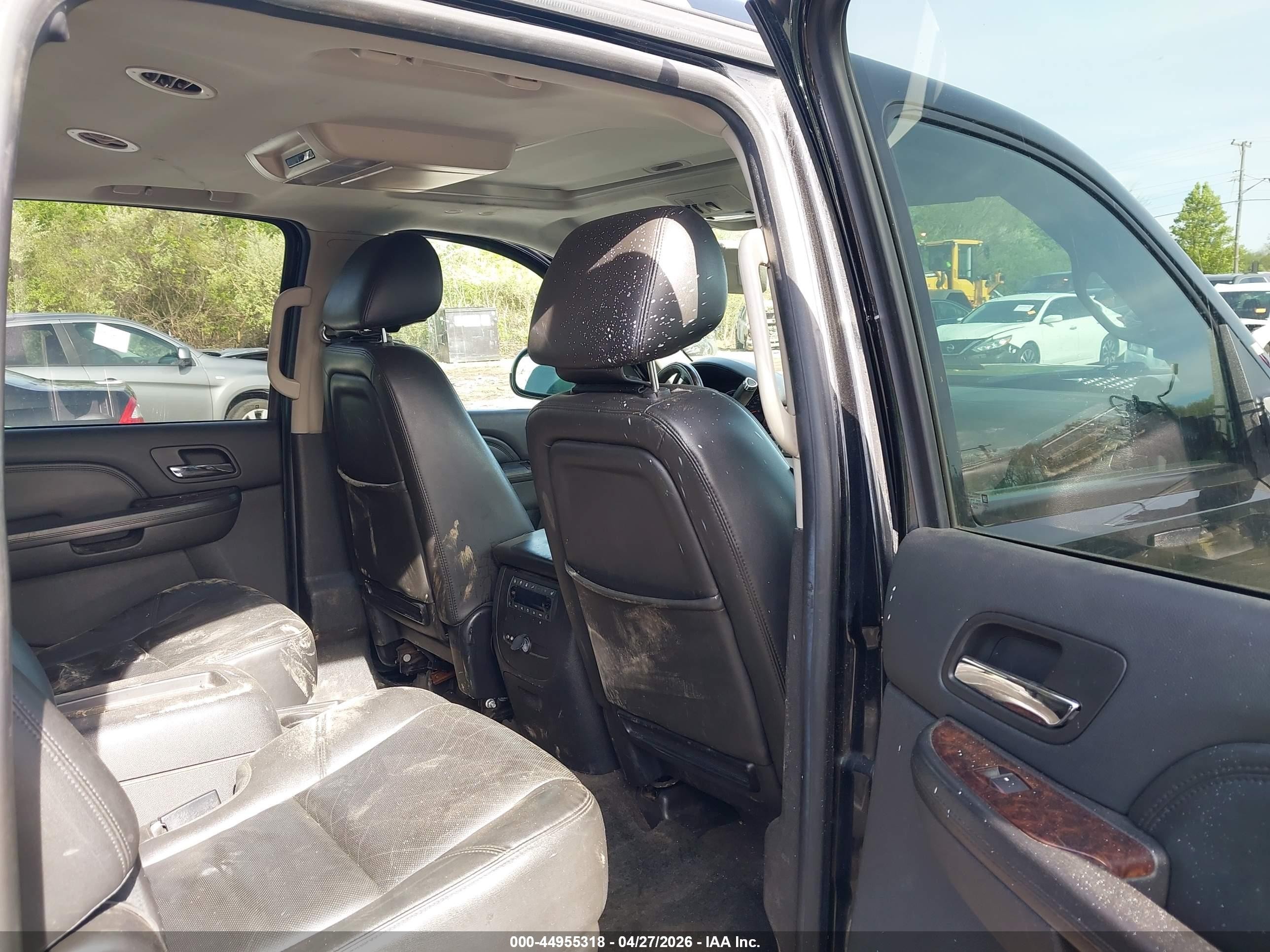 2014 Gmc Yukon Xl 1500 Denali Black vin: 1GKS2MEF0ER165903